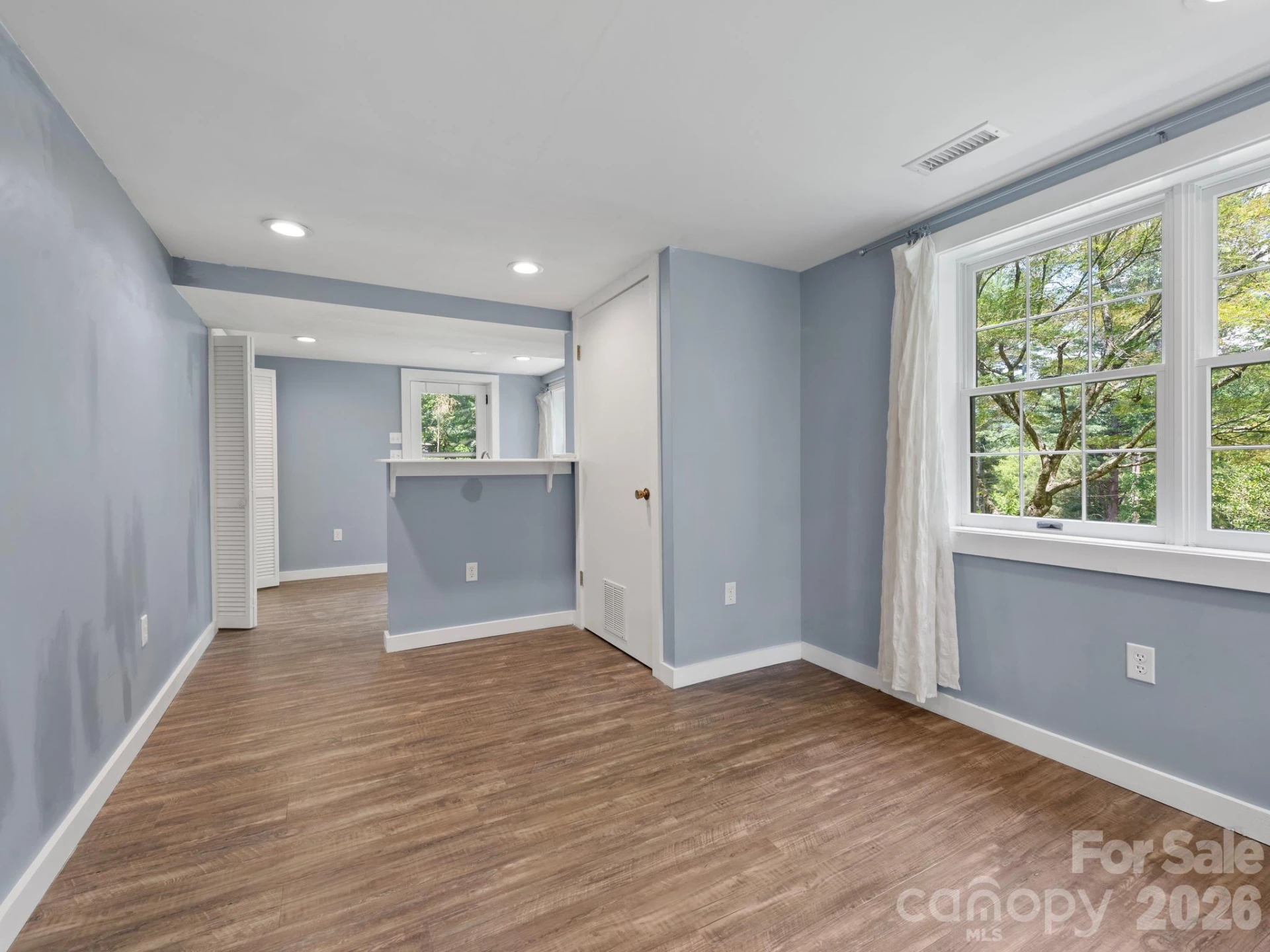 242 N Hills Drive - Photo 32