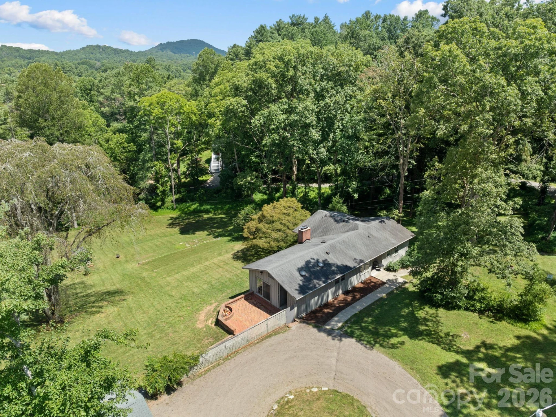 242 N Hills Drive - Photo 40