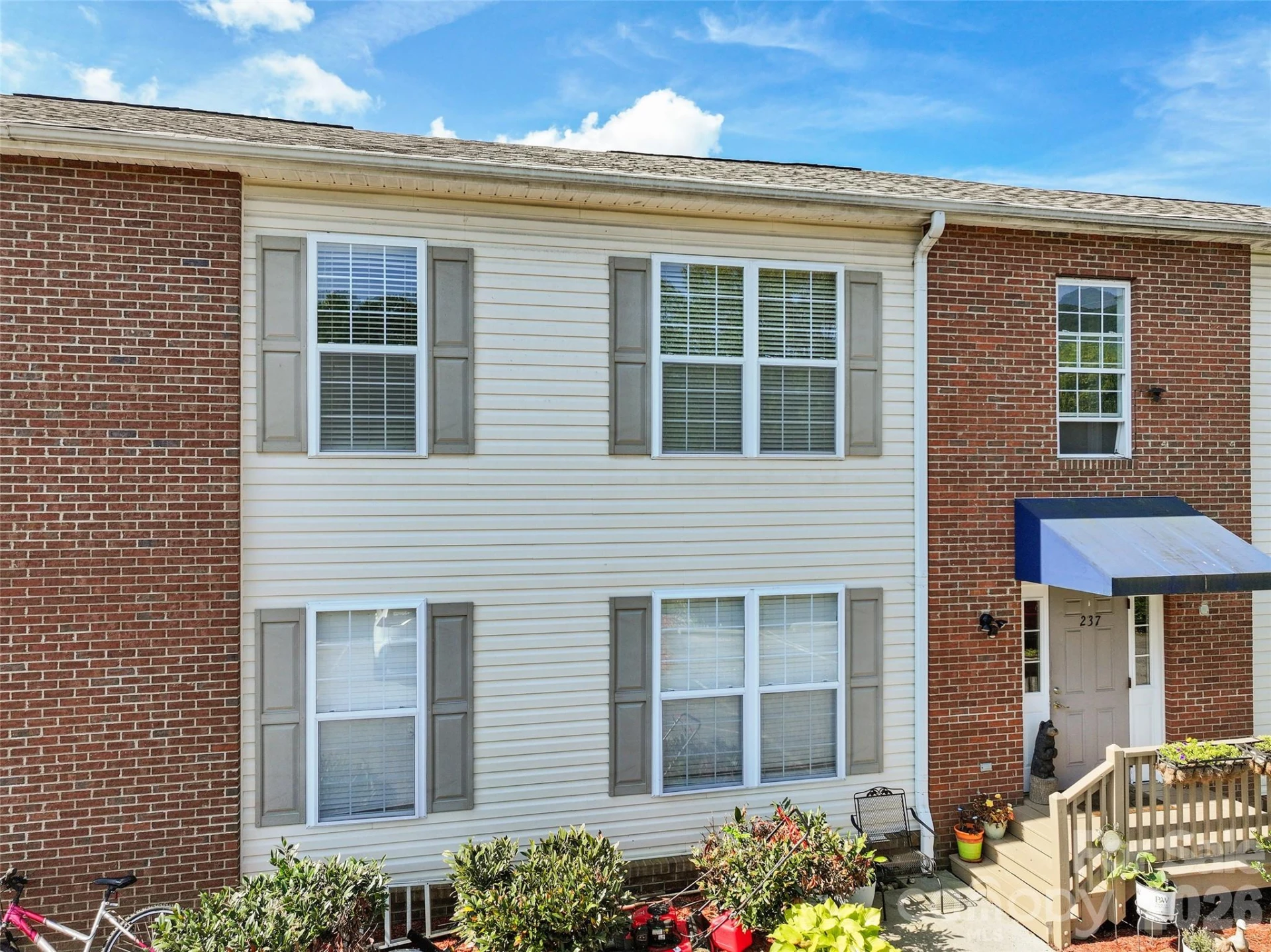 237 Camelot Drive #B