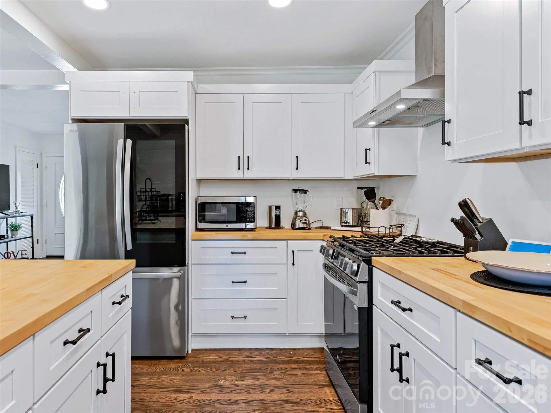 7 Southwicke Drive - Photo 4