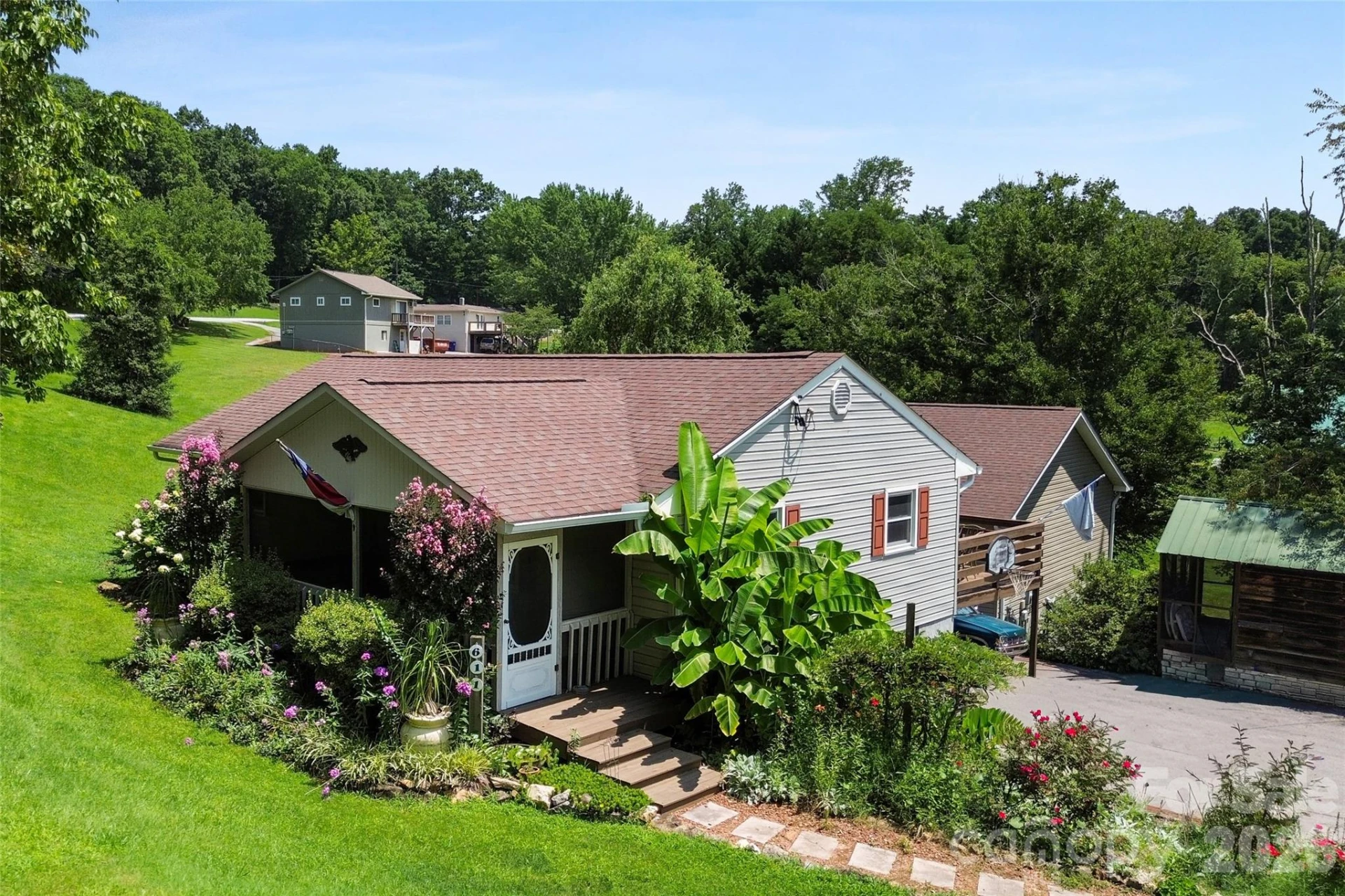 611 Pole Creasman Road - Photo 3
