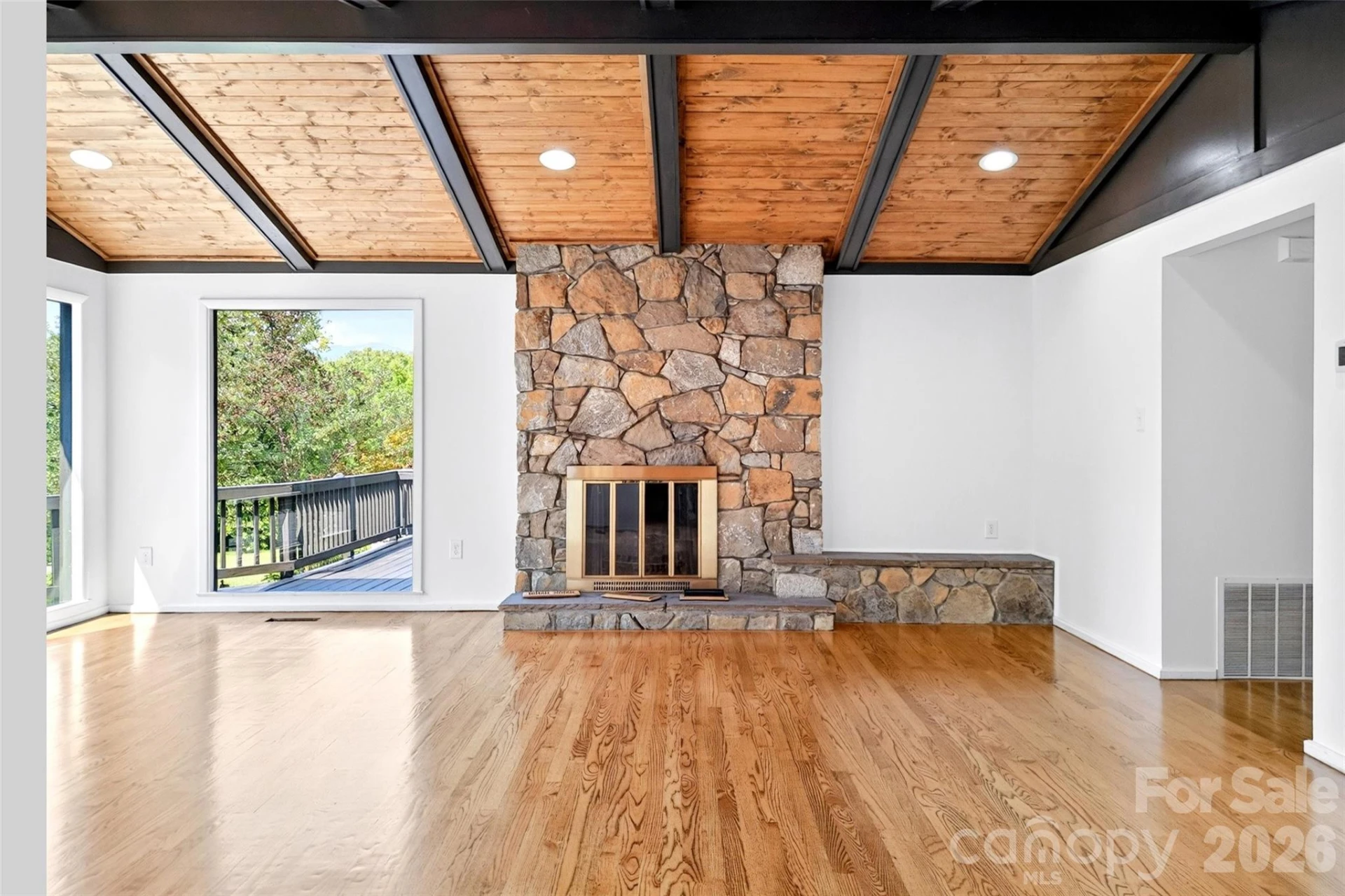 208 Dogwood Lane - Photo 10