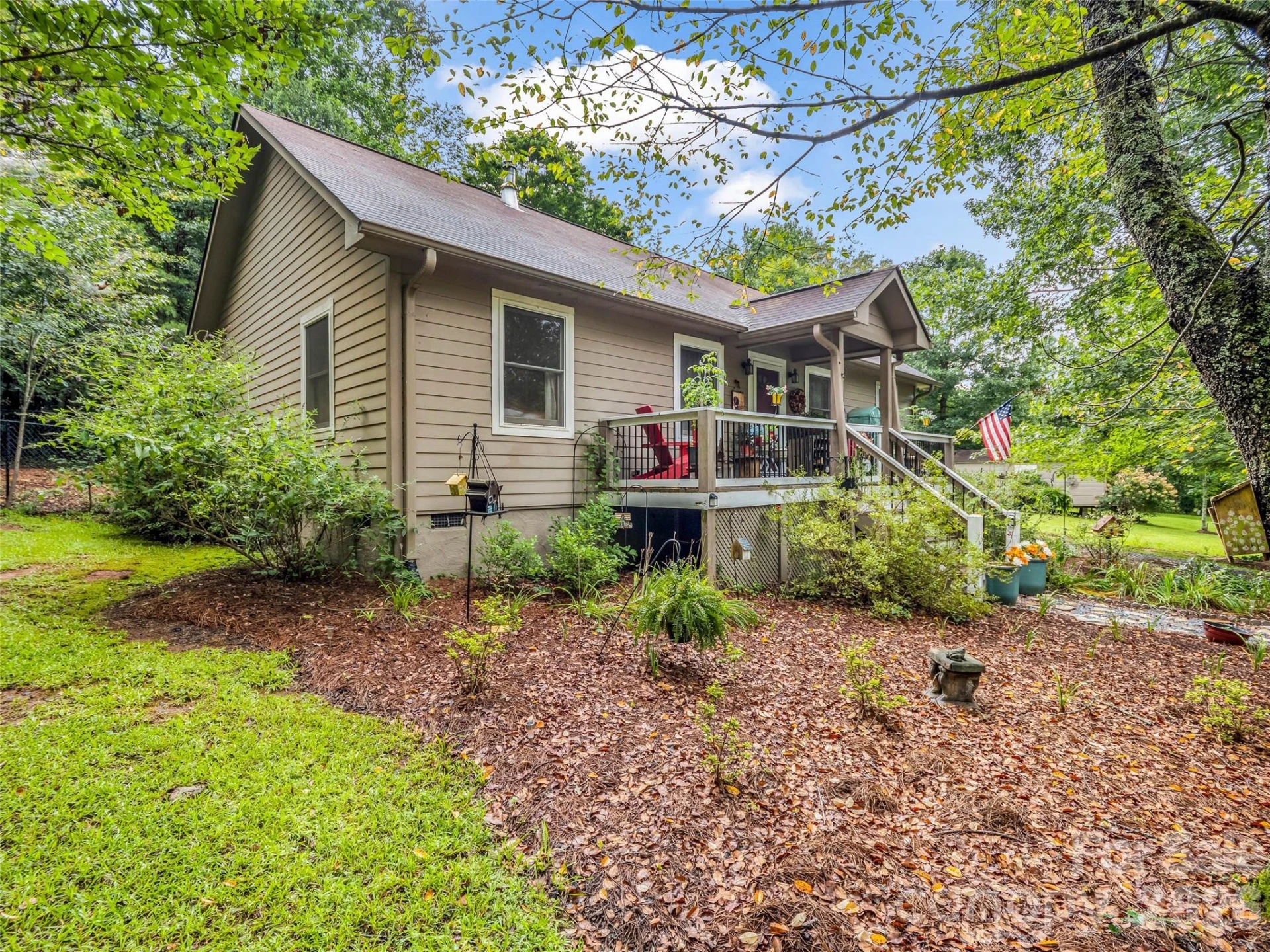 412 Whitestone Circle - Photo 2