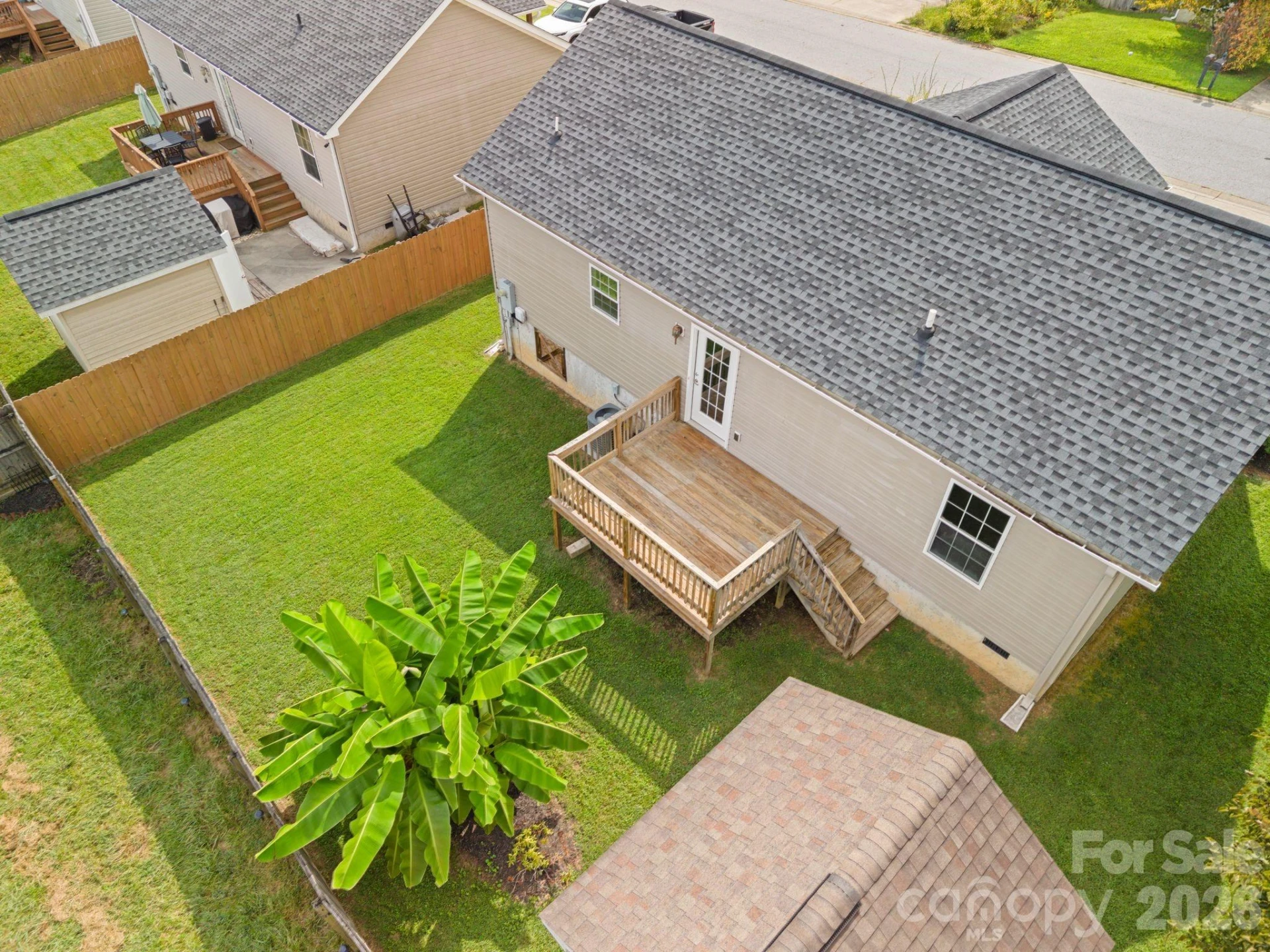 78 W Newberry Drive - Photo 2