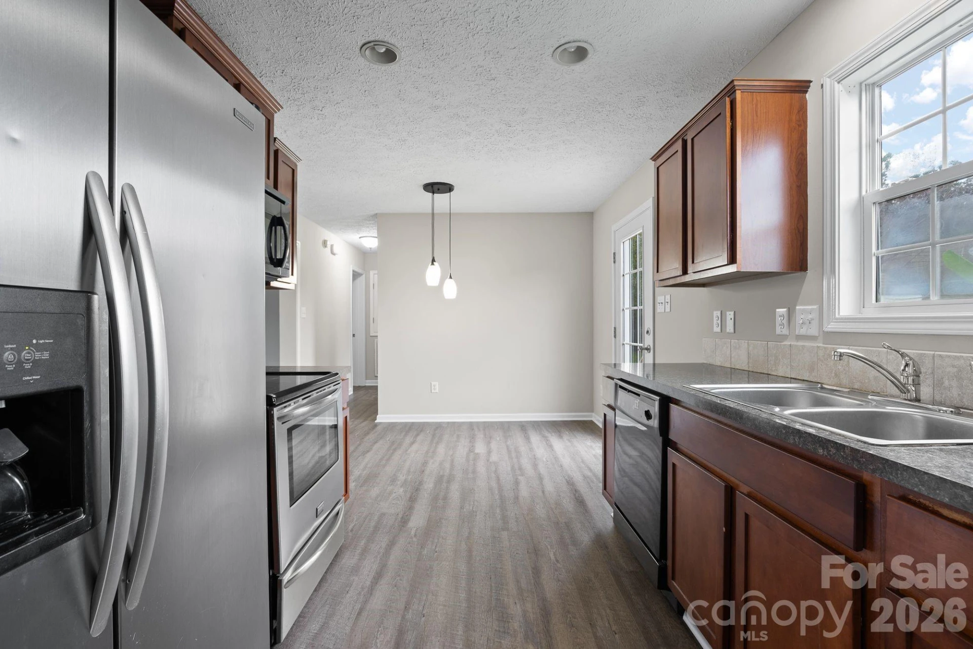 78 W Newberry Drive - Photo 10