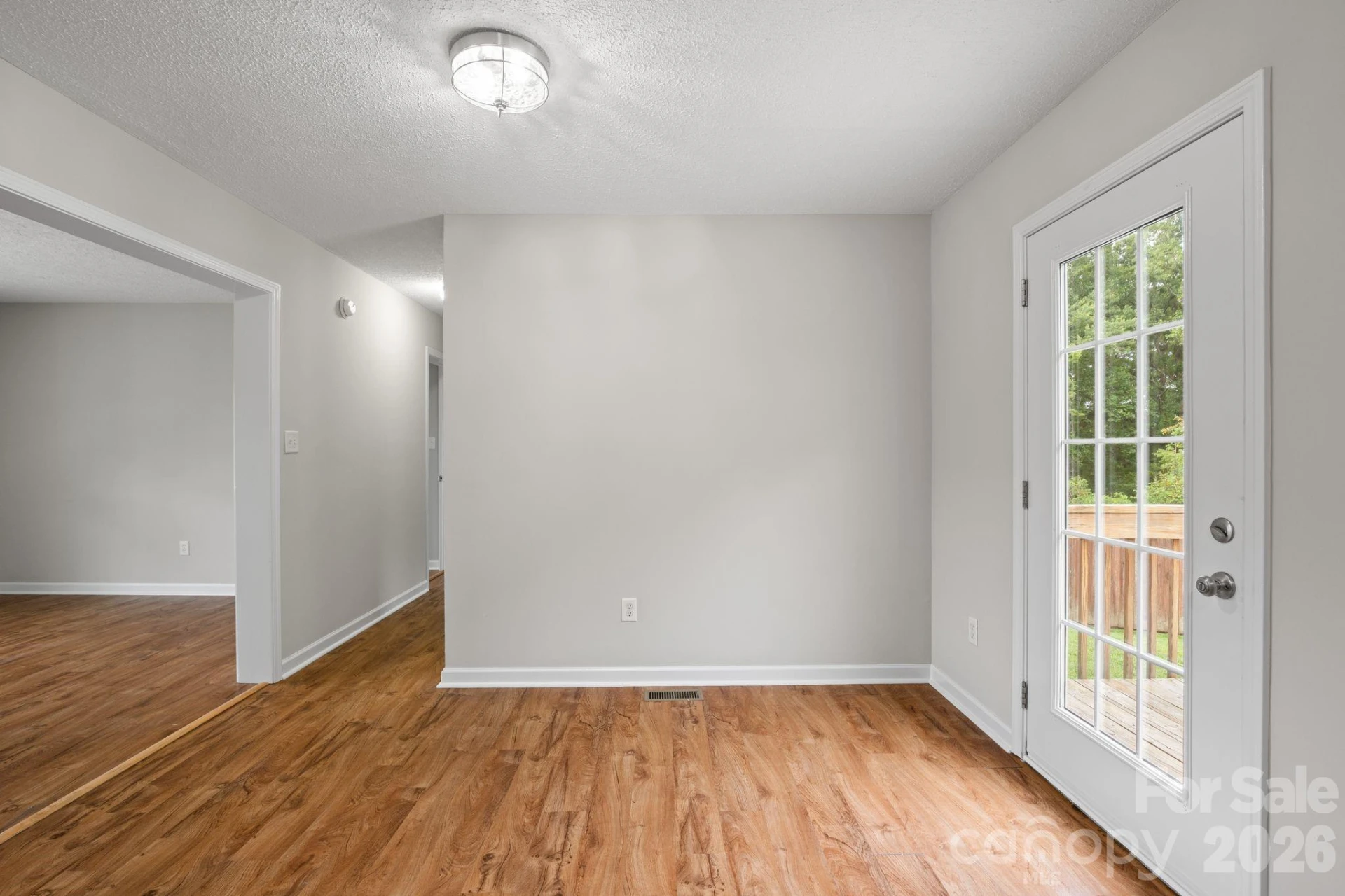 53 W Newberry Drive - Photo 8