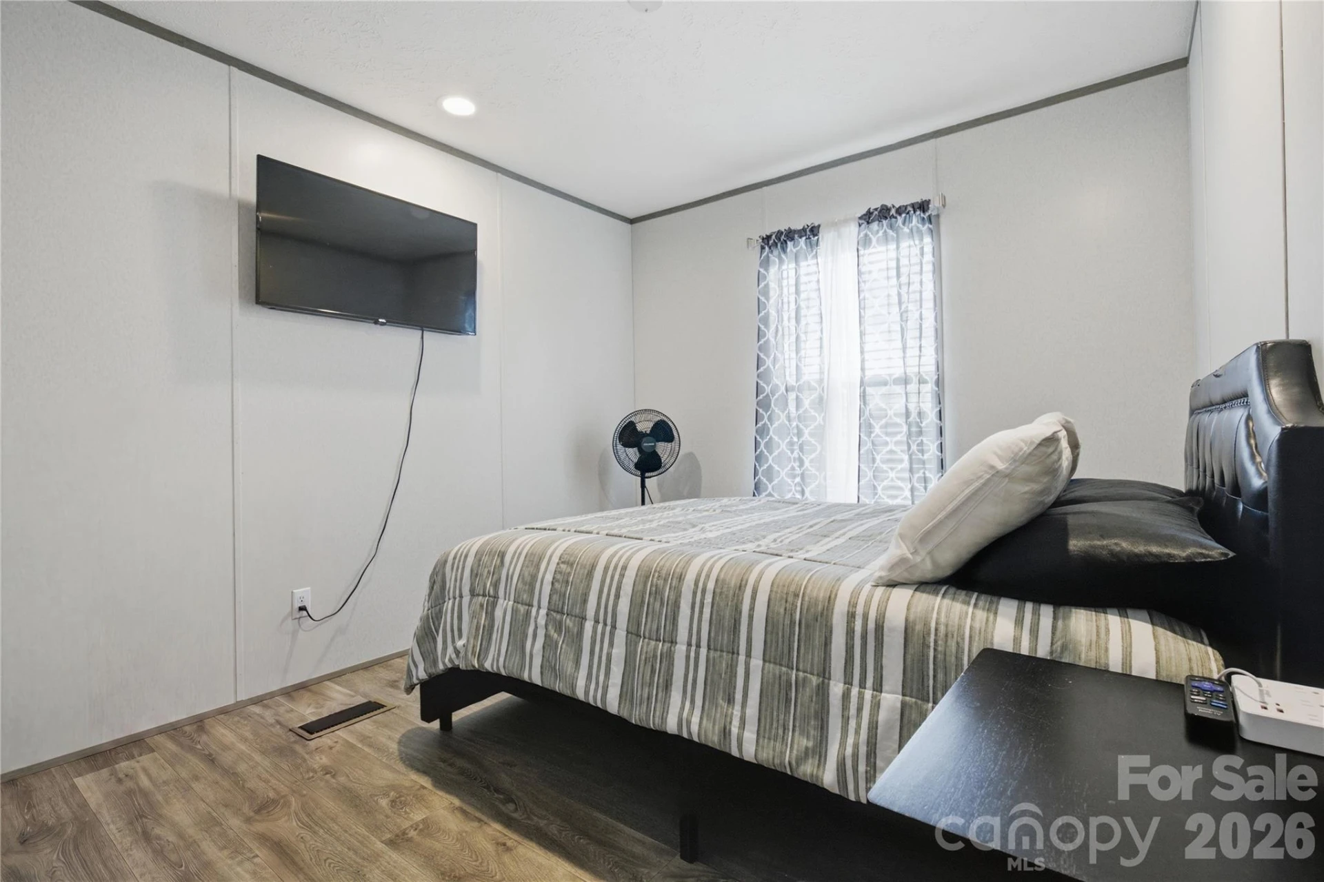 3906 Hollis Road - Photo 22