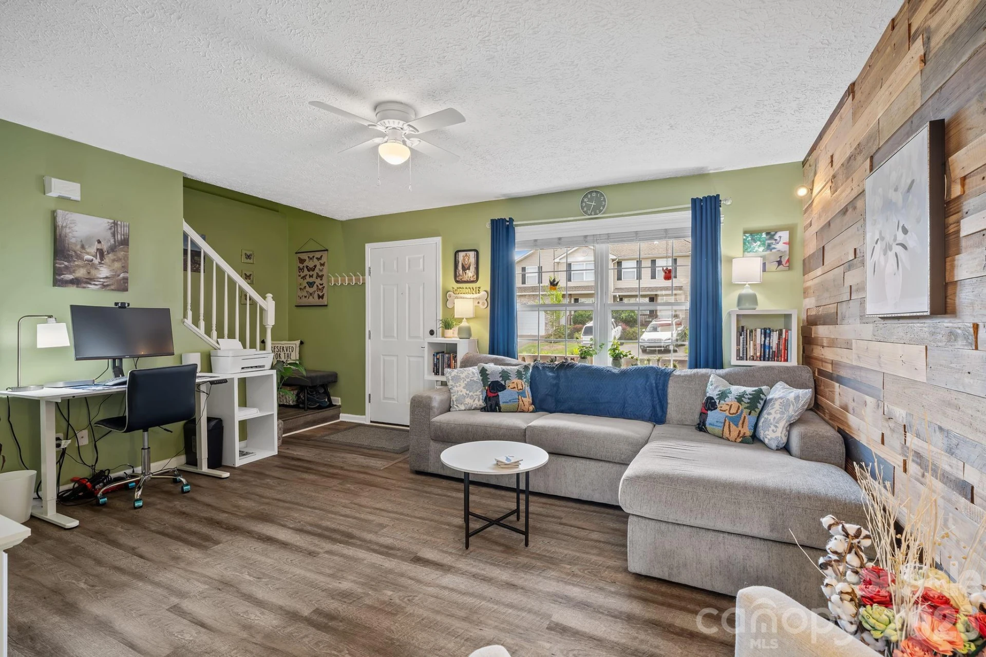 109 Loch Haven Road - Photo 4