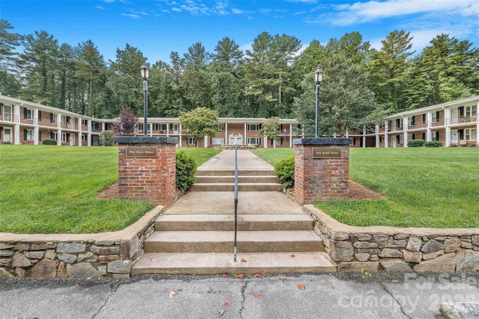 102 Boyd Drive #5C - Photo 2