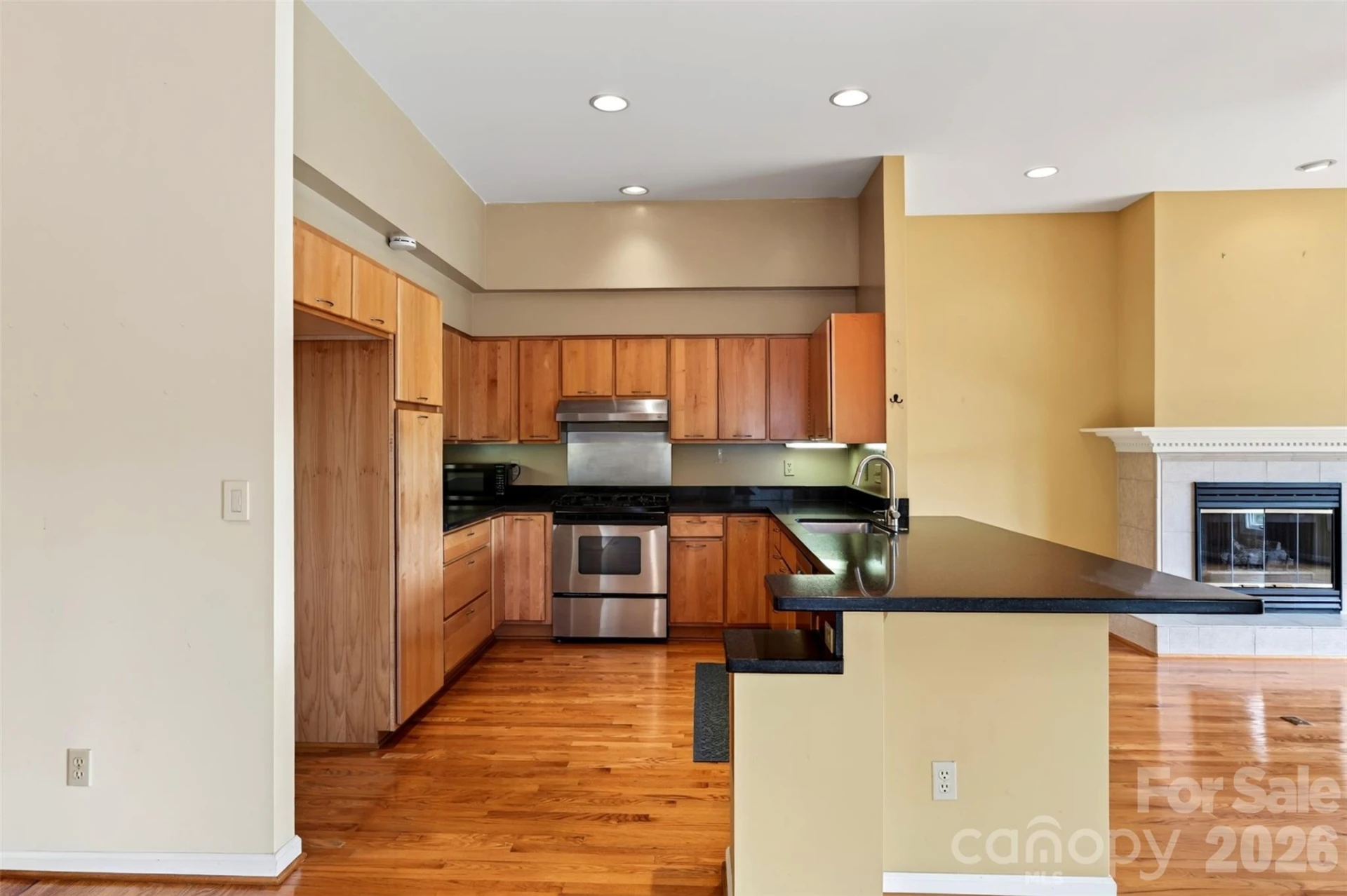 16 Spring Hollow Circle - Photo 4