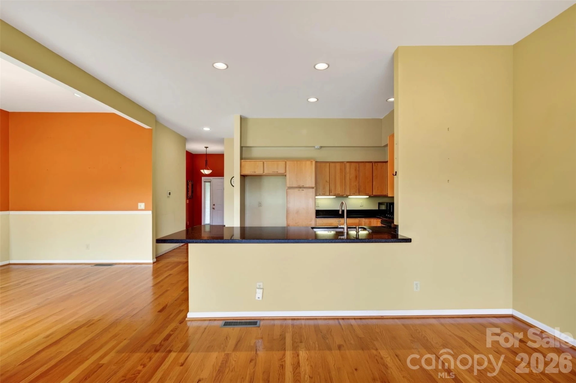 16 Spring Hollow Circle - Photo 8