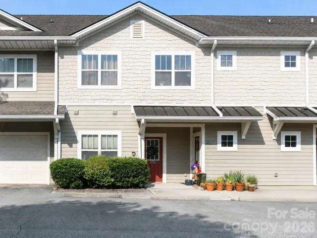 93 Foxden Drive