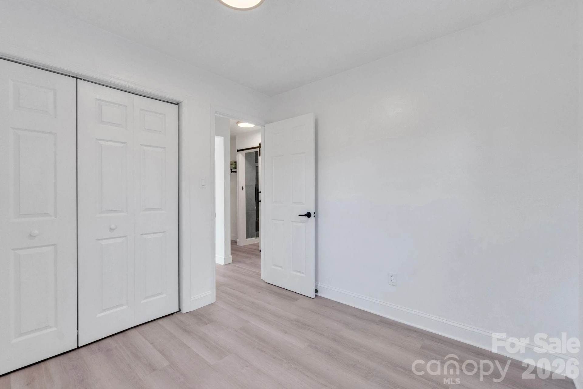 49 E Livingston Street - Photo 17