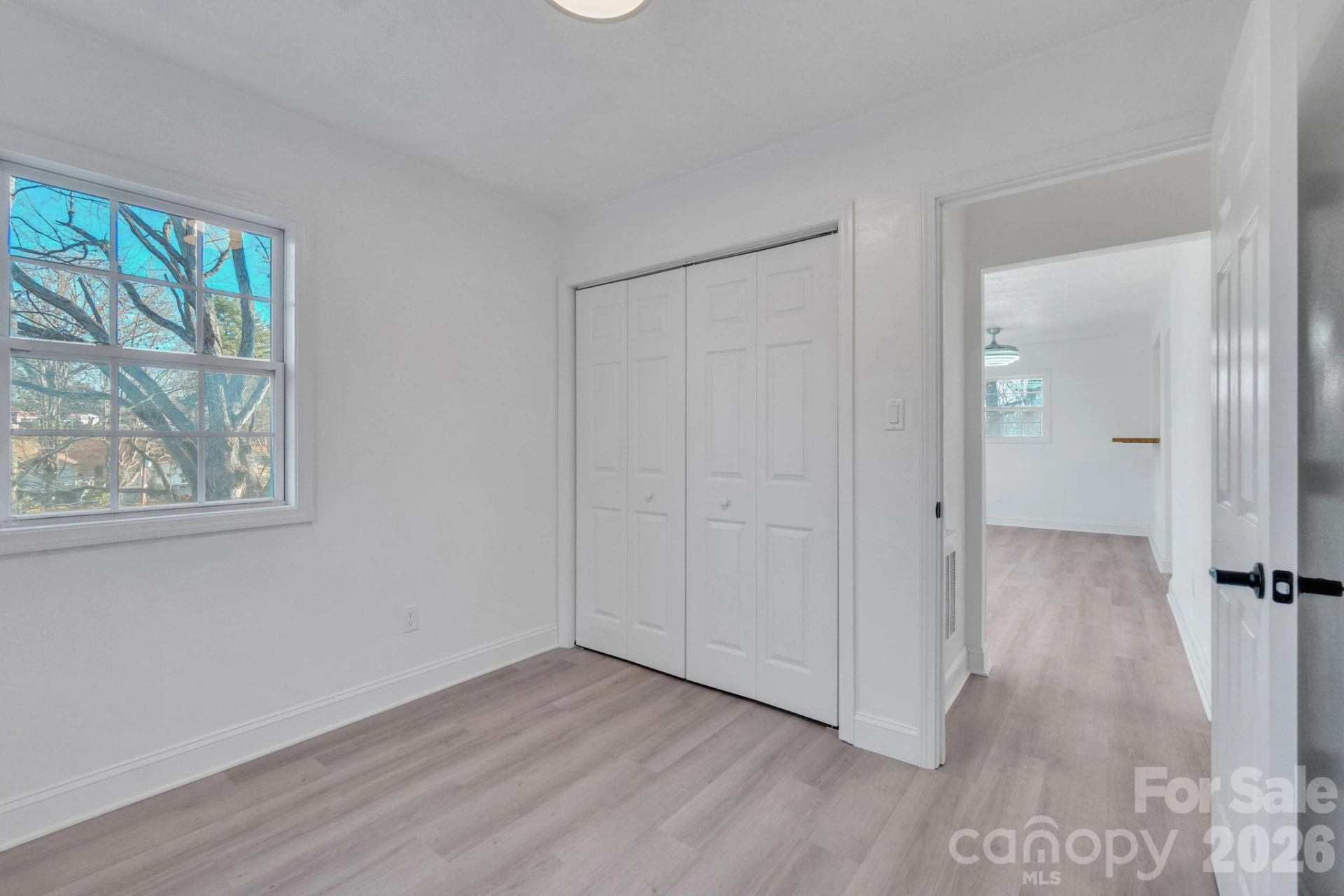 49 E Livingston Street - Photo 18