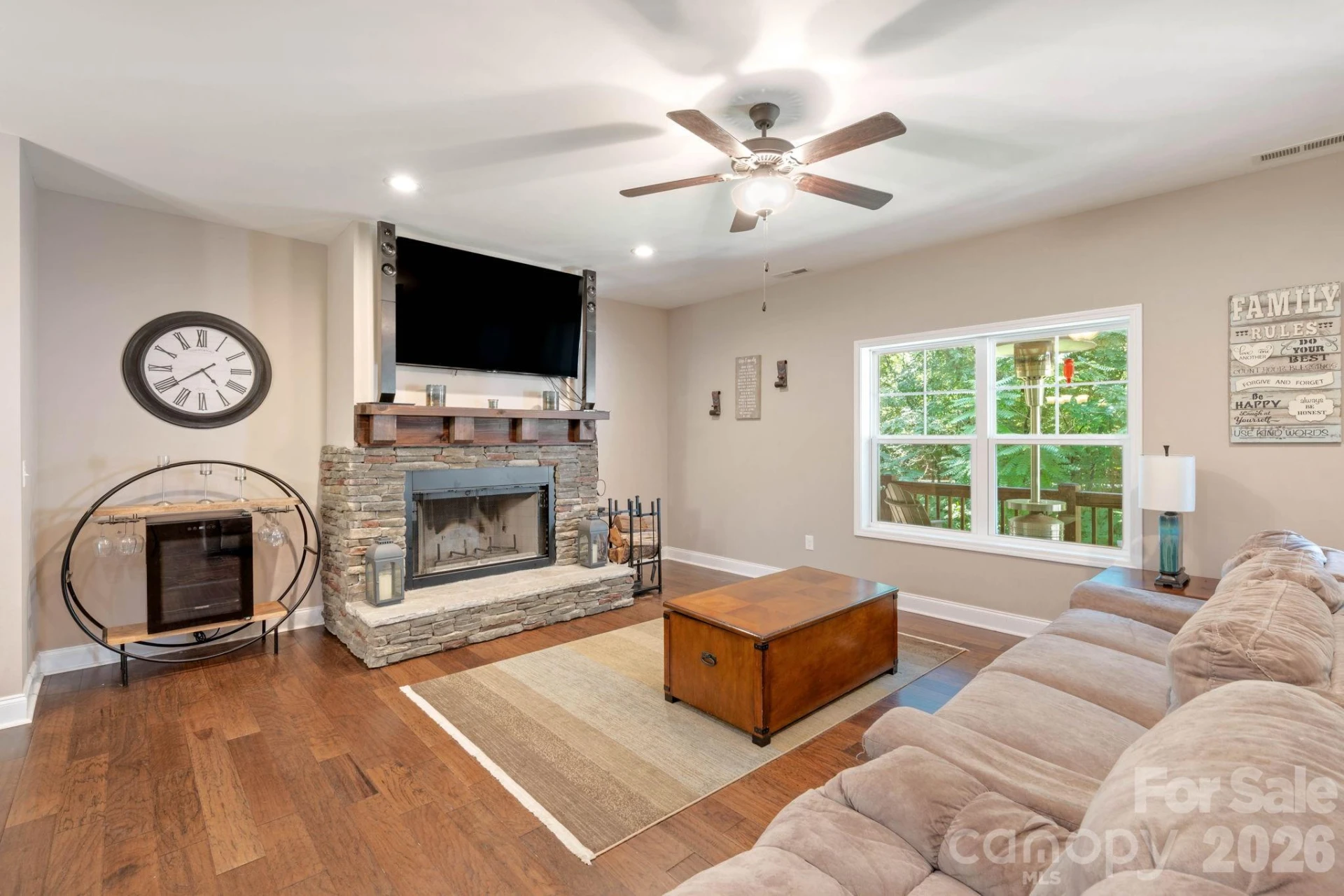 72 Summer Shade Court - Photo 4