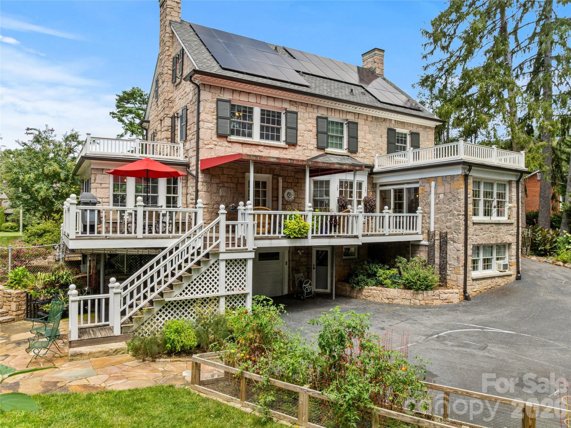 14 Griffing Boulevard - Photo 36