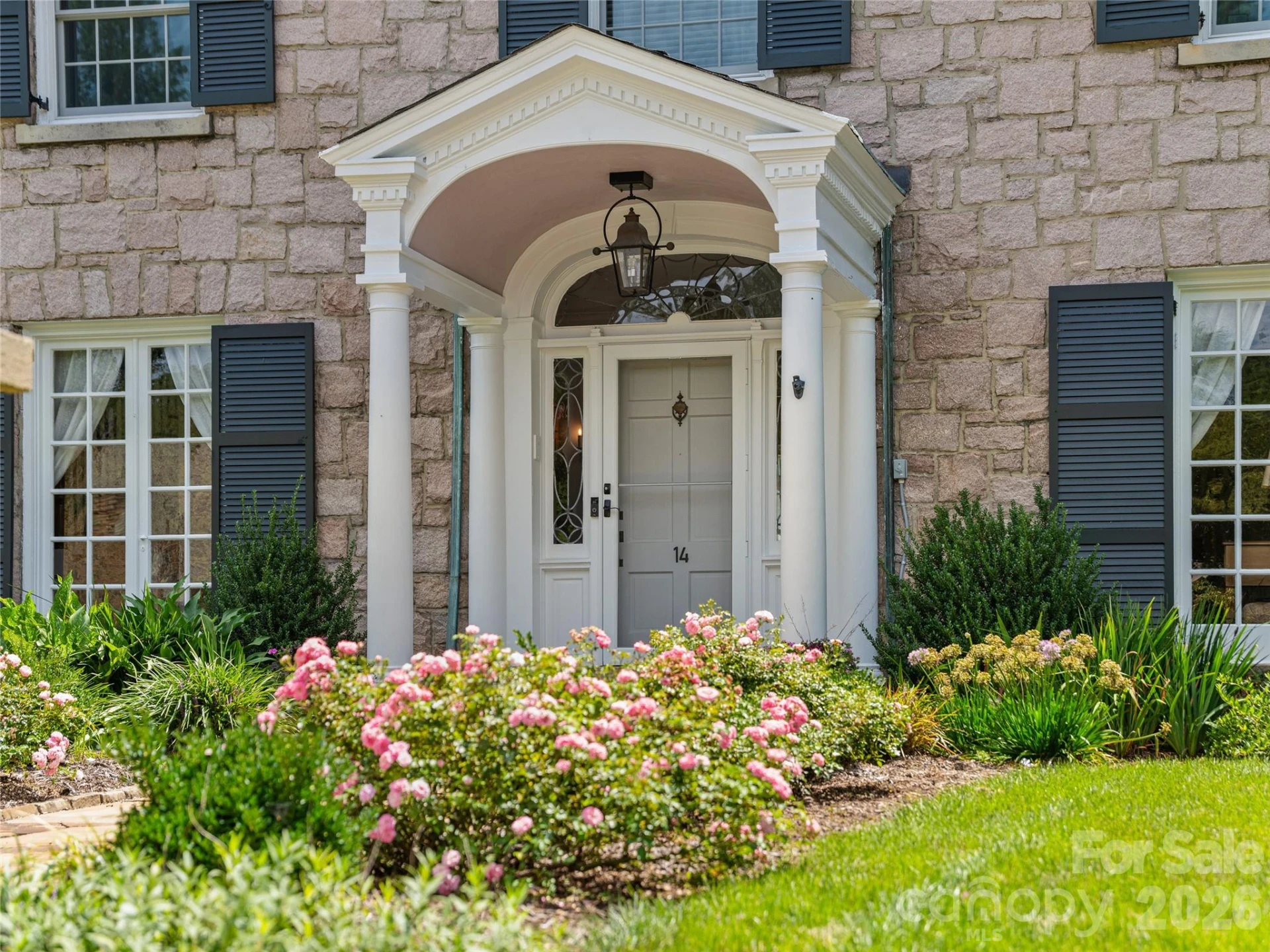 14 Griffing Boulevard - Photo 47