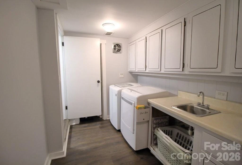 36 Clarendon Road - Photo 17