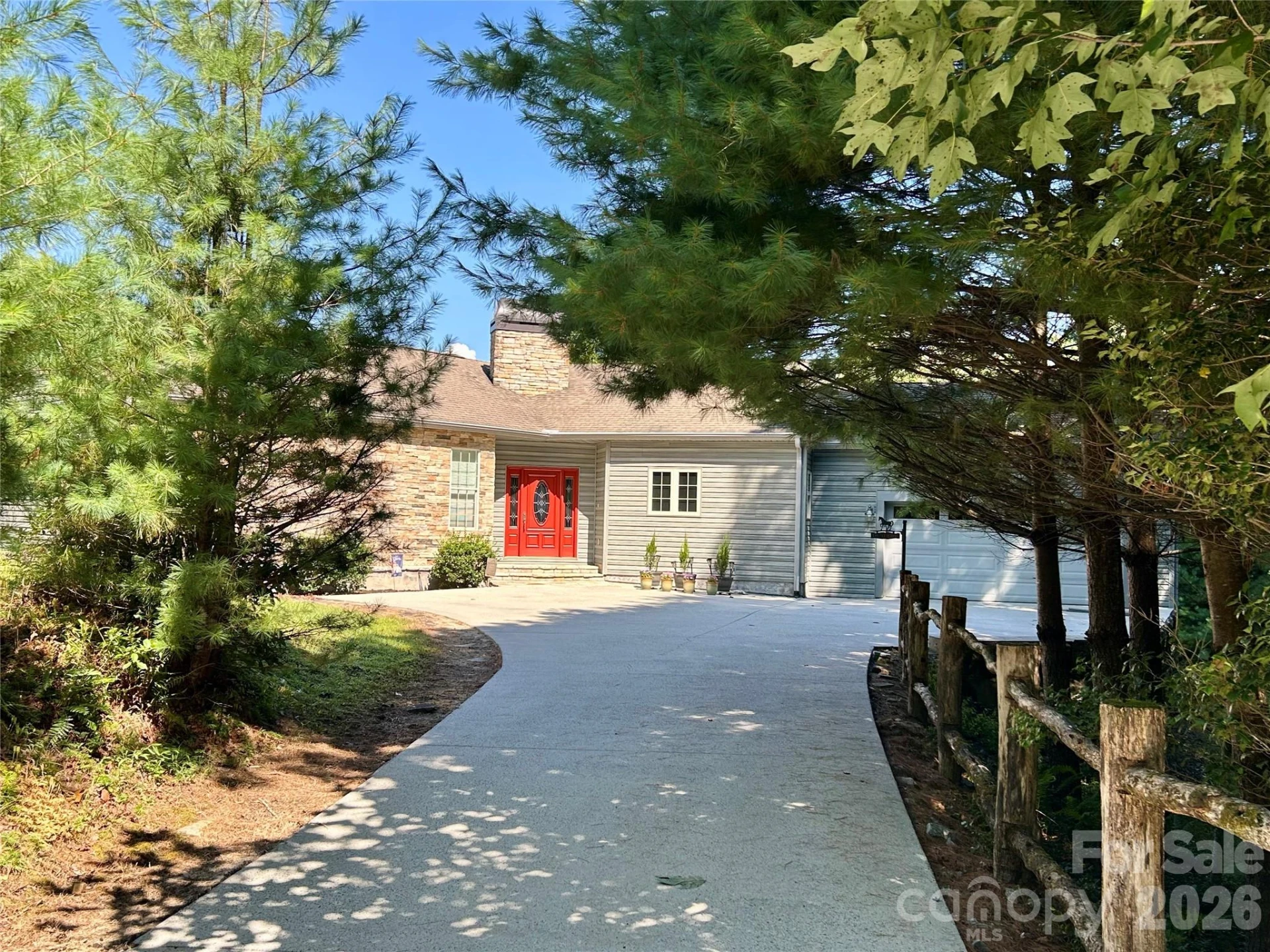 1228 Ugugu Drive
