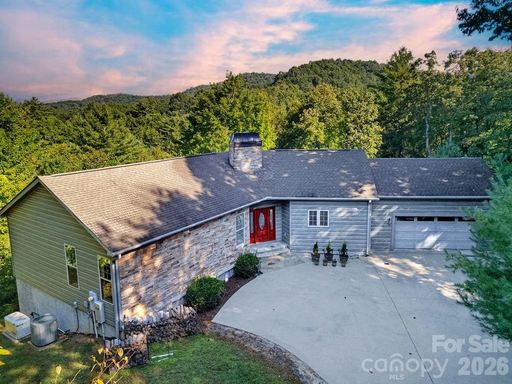 1228 Ugugu Drive - Photo 2