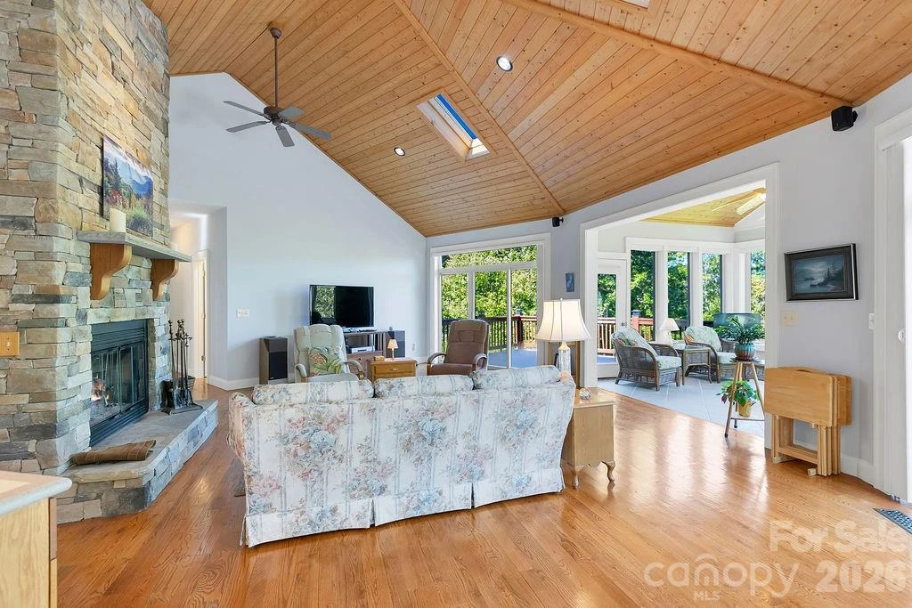 1228 Ugugu Drive - Photo 11