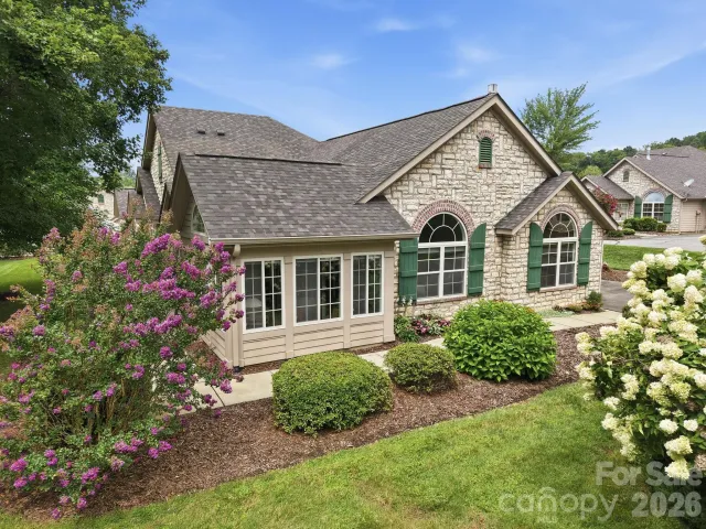98 Mountain Meadow Circle