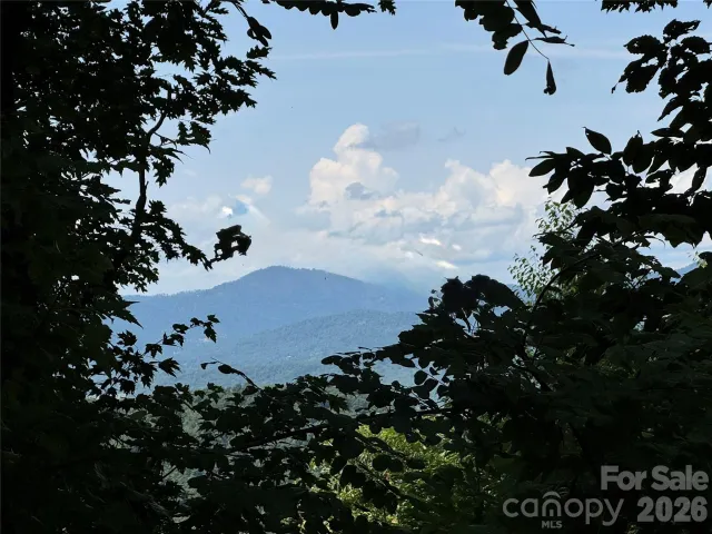 352 High Hickory Trail