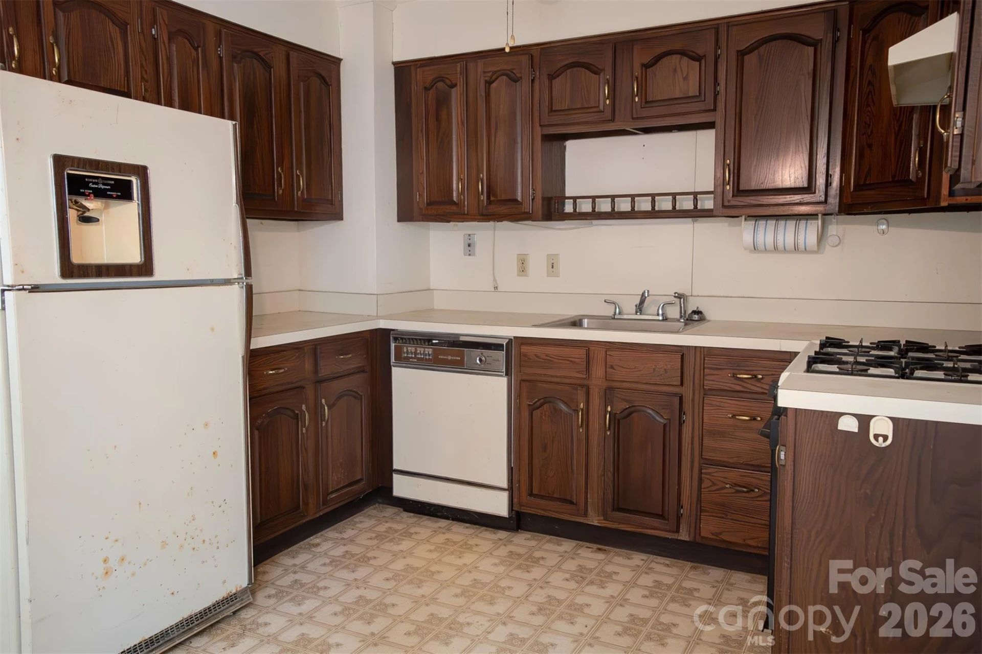 1006 3rd Avenue W - Photo 4