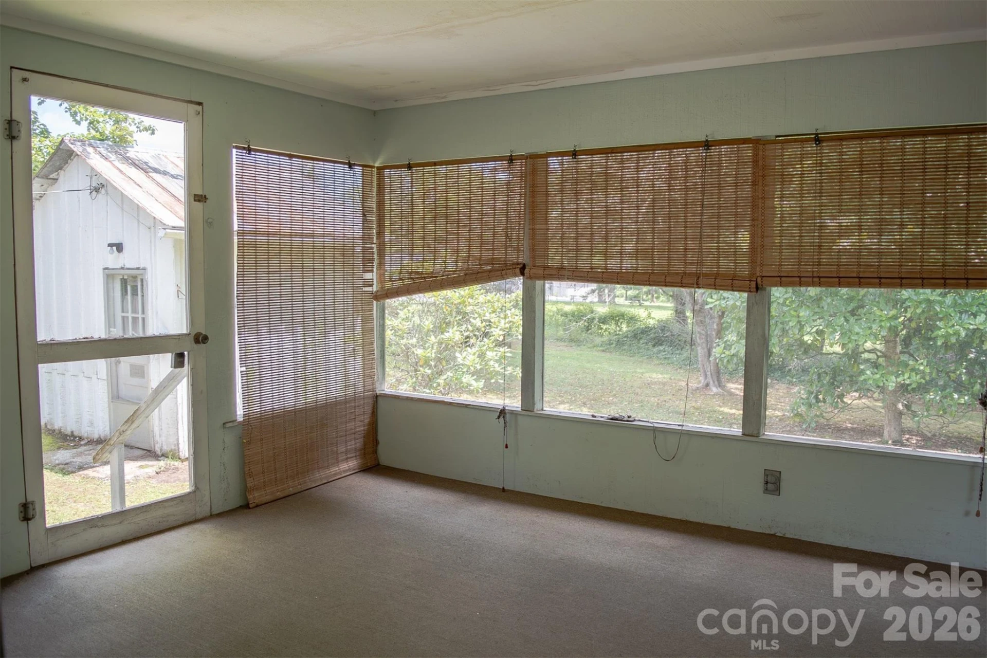 1006 3rd Avenue W - Photo 9