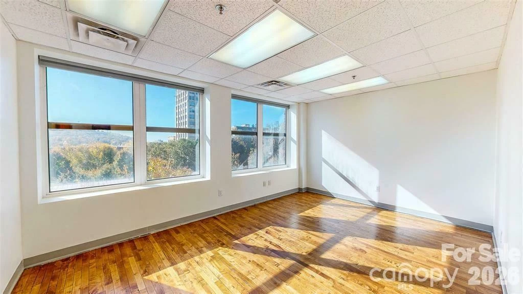 124 College Street - Photo 9