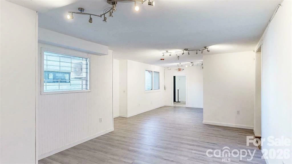 124 College Street - Photo 32