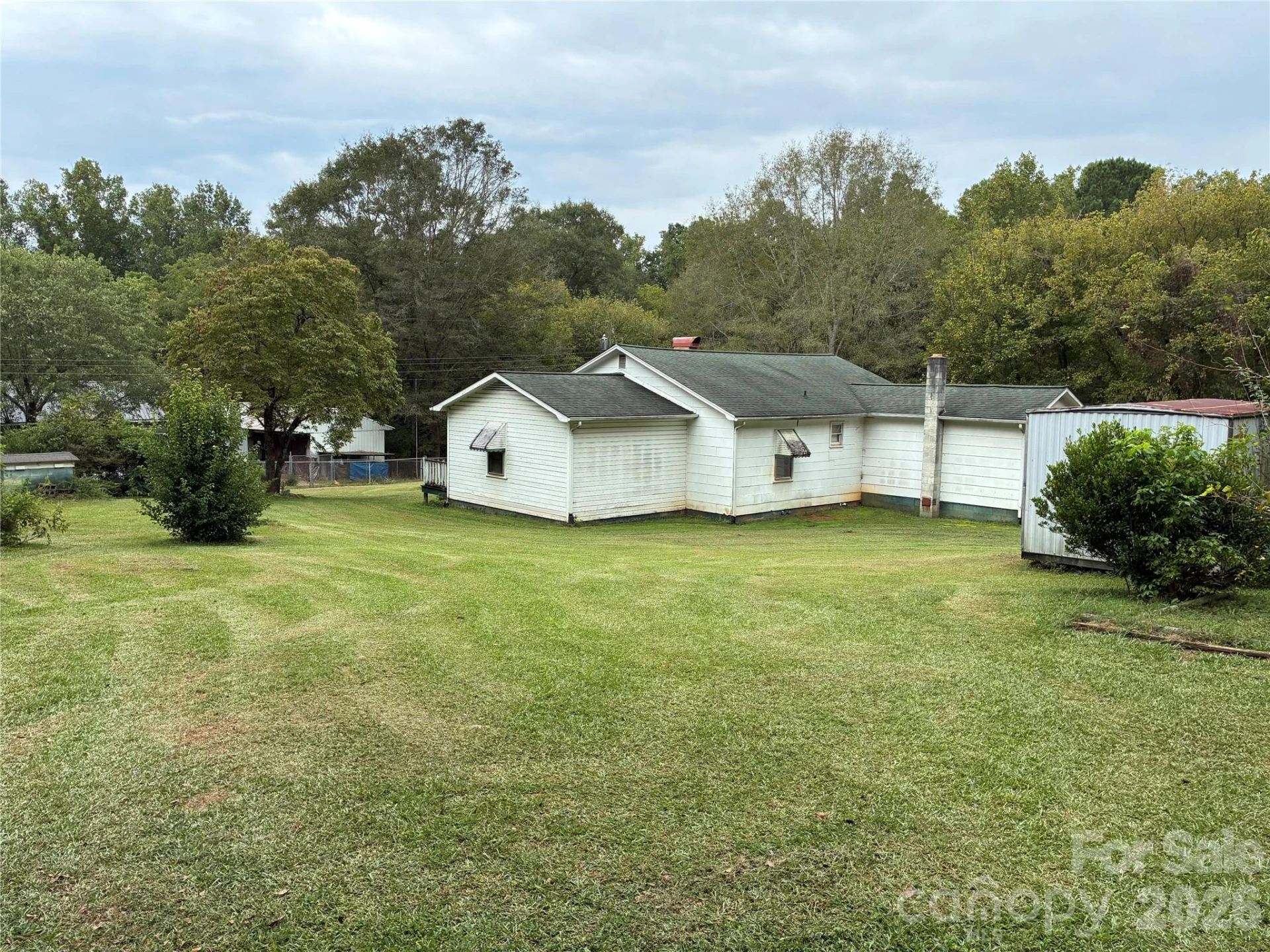 206 Railroad Street - Photo 3