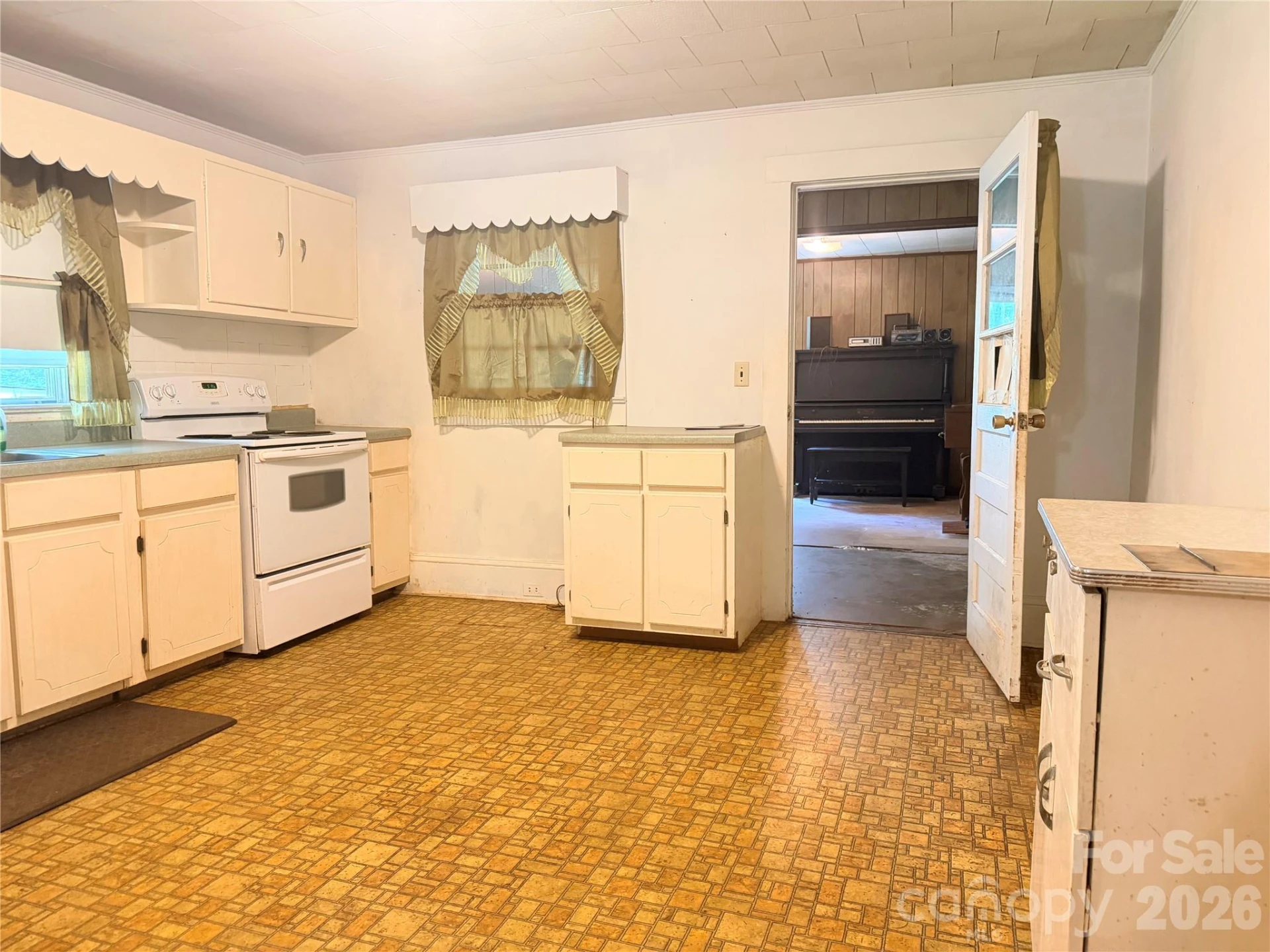 206 Railroad Street - Photo 7