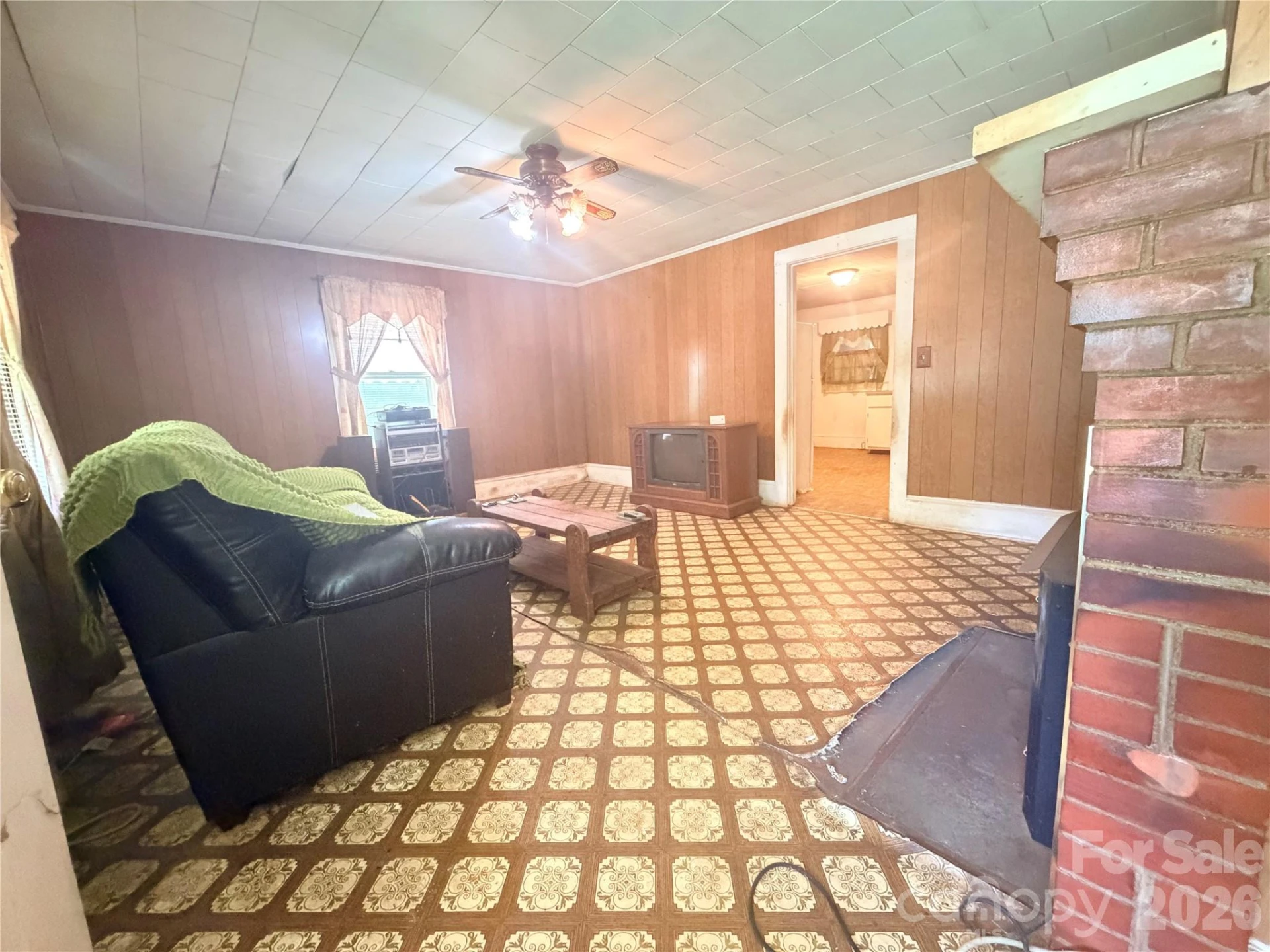 206 Railroad Street - Photo 10