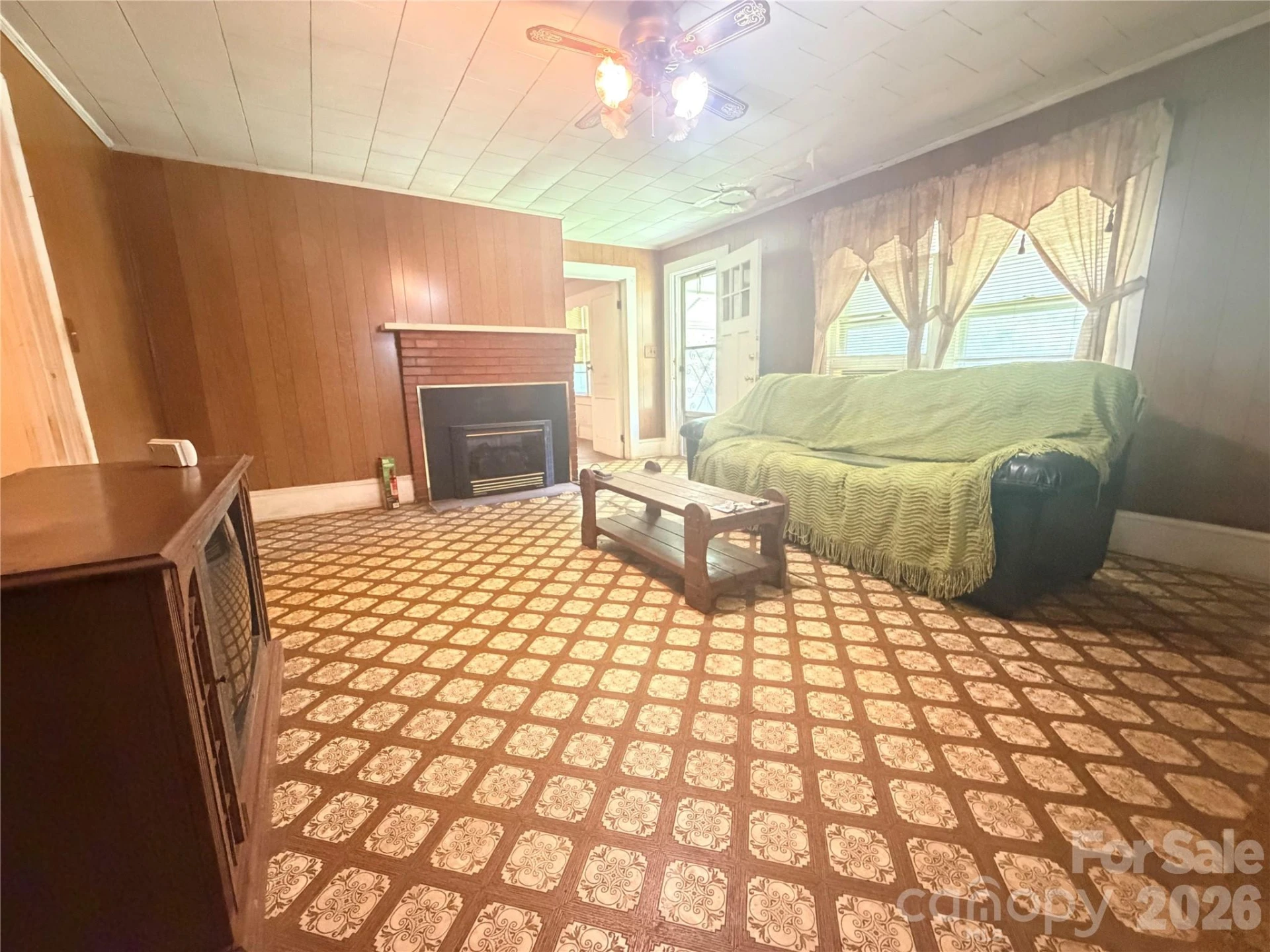 206 Railroad Street - Photo 12