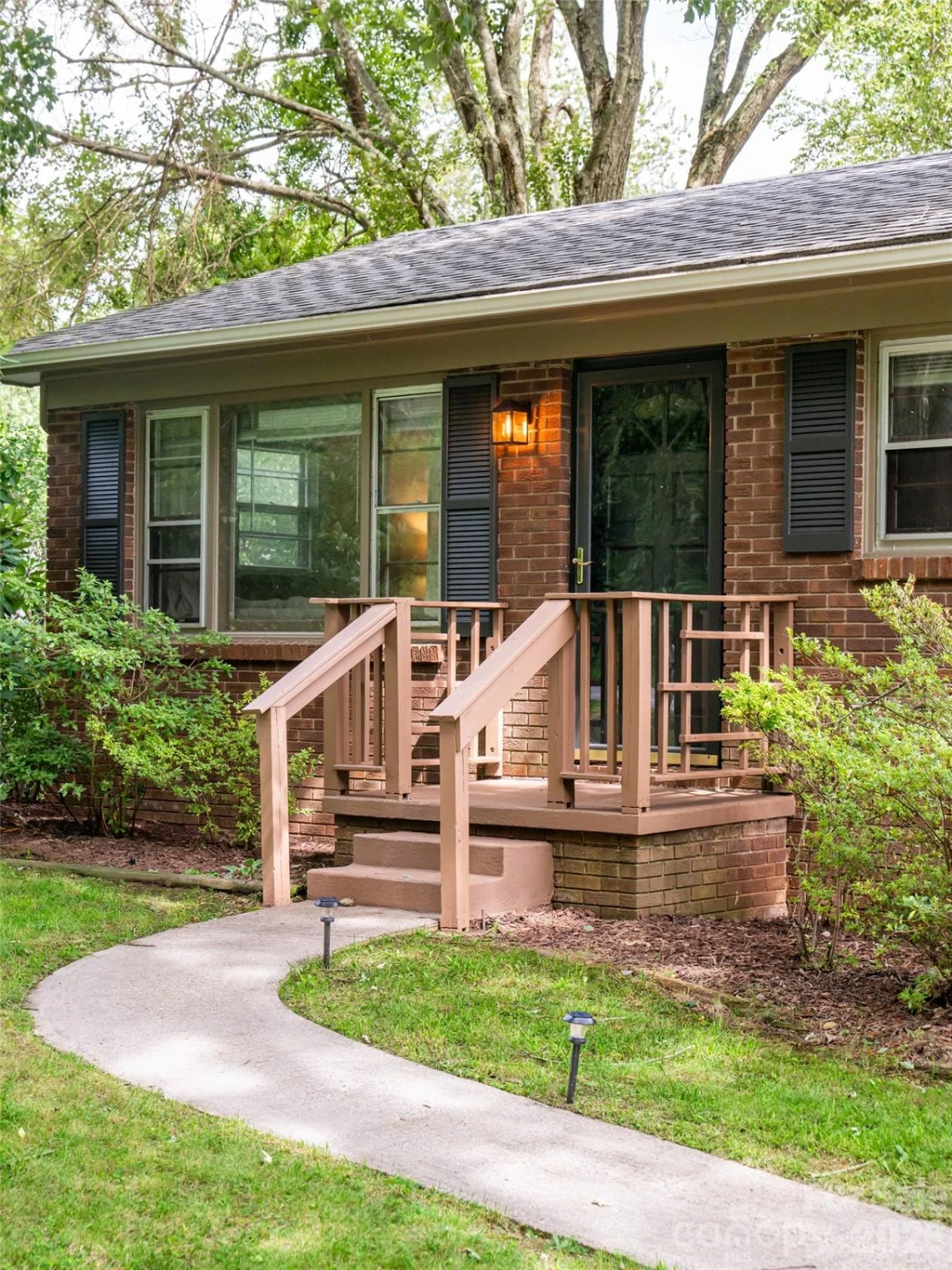 245 Weston Road - Photo 4