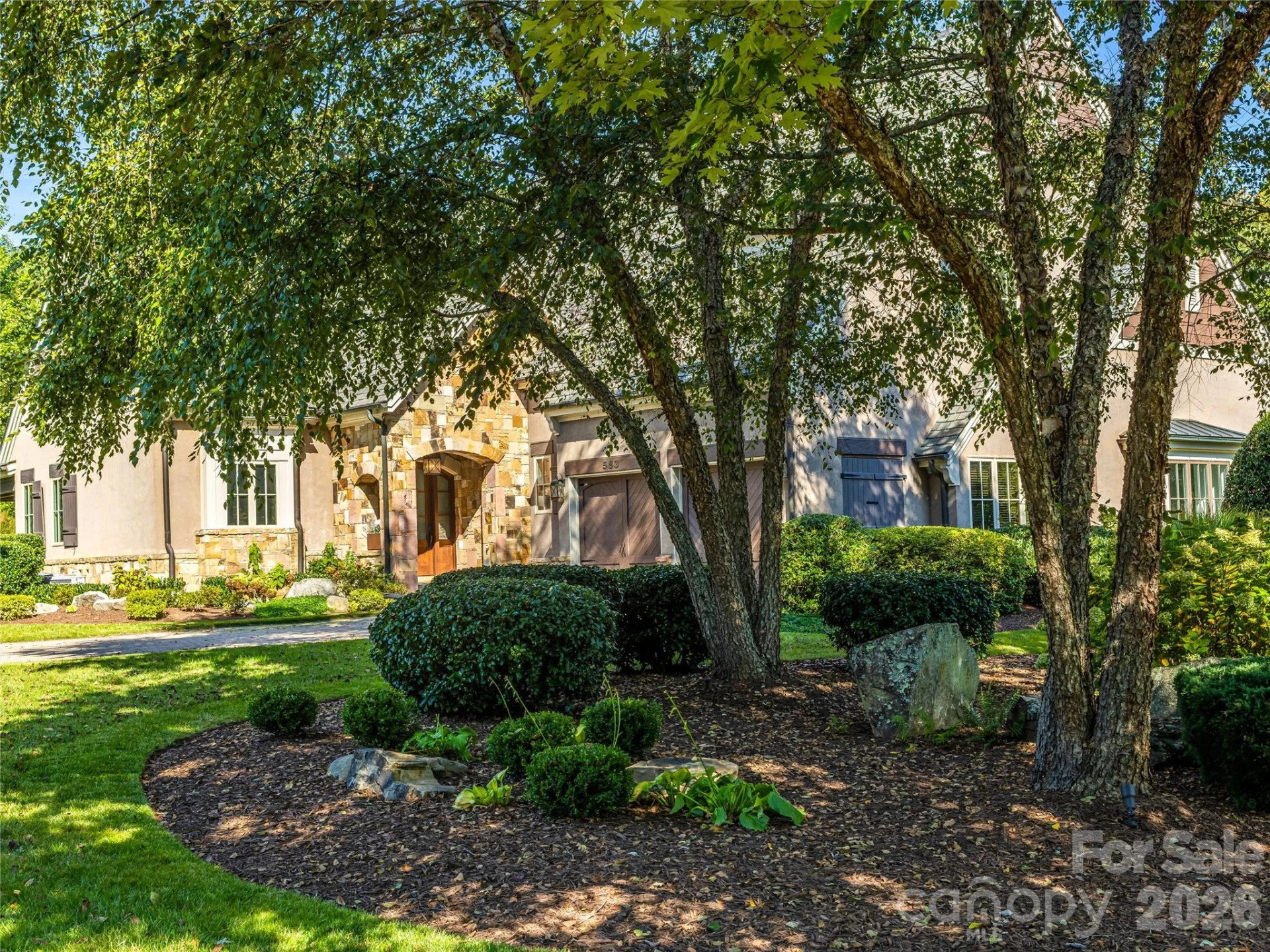 583 Walnut Valley Parkway - Photo 3