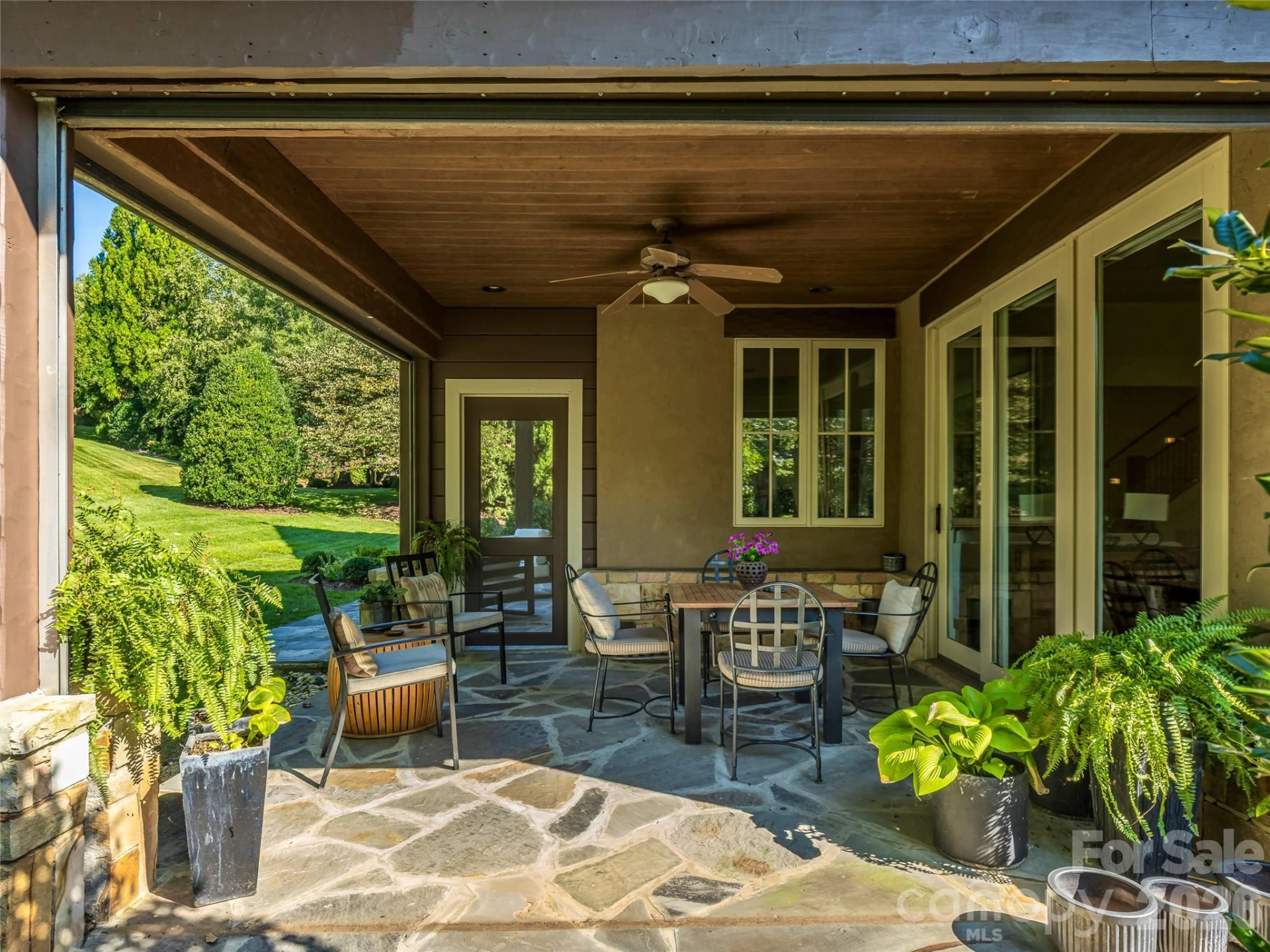 583 Walnut Valley Parkway - Photo 5