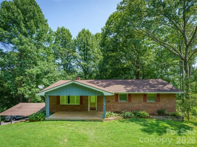 122 McCall Road, Pisgah Forest, NC, 28768