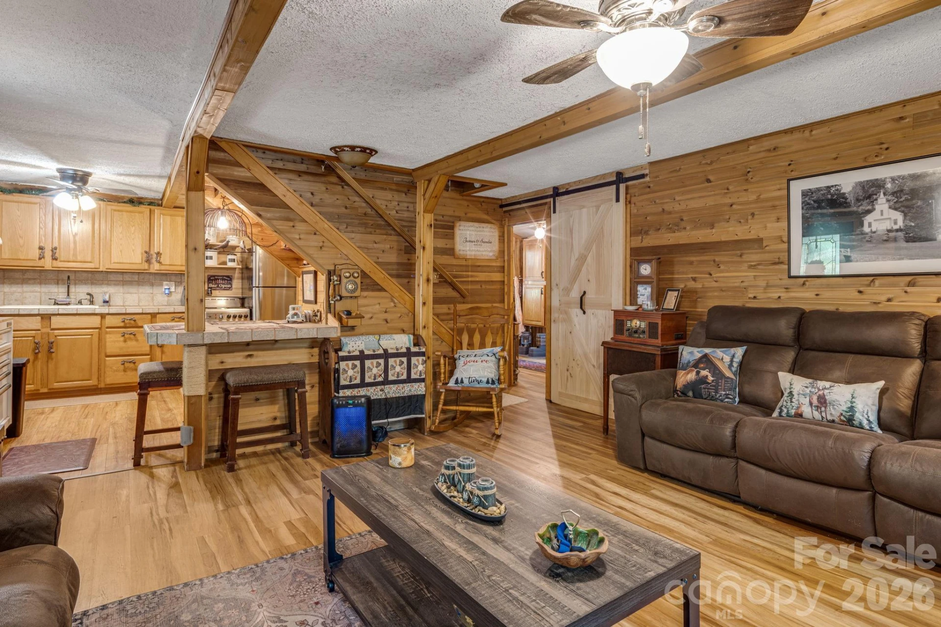 242 Whitney Boulevard - Photo 4