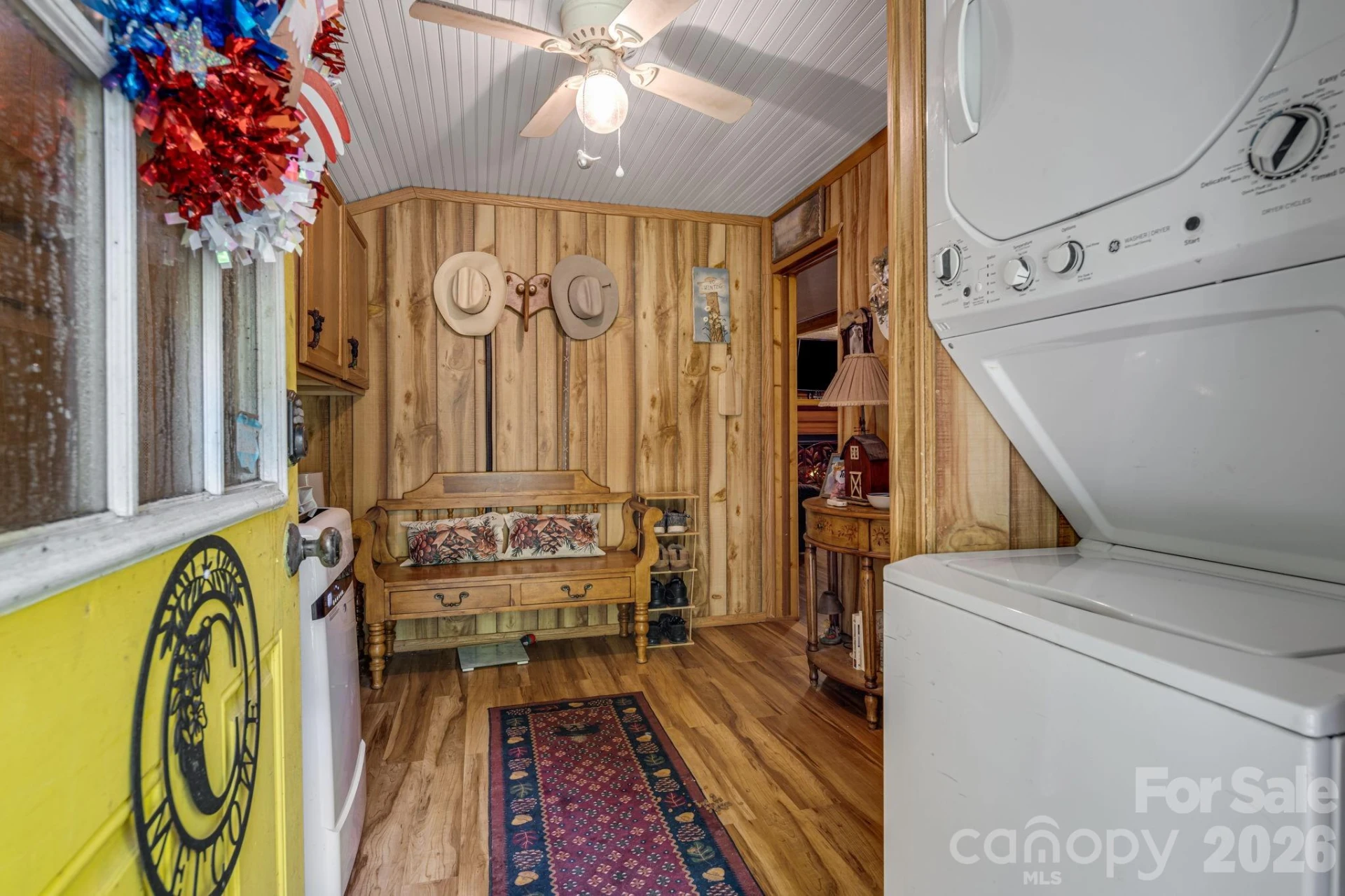 242 Whitney Boulevard - Photo 11