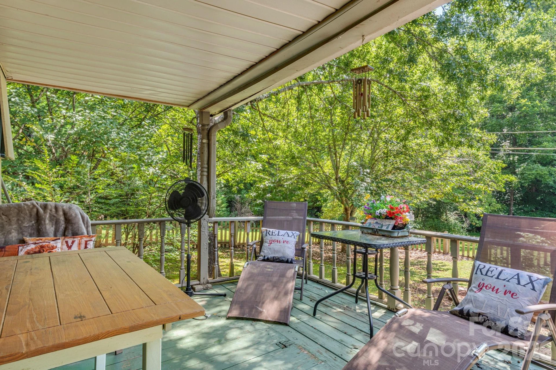 242 Whitney Boulevard - Photo 16