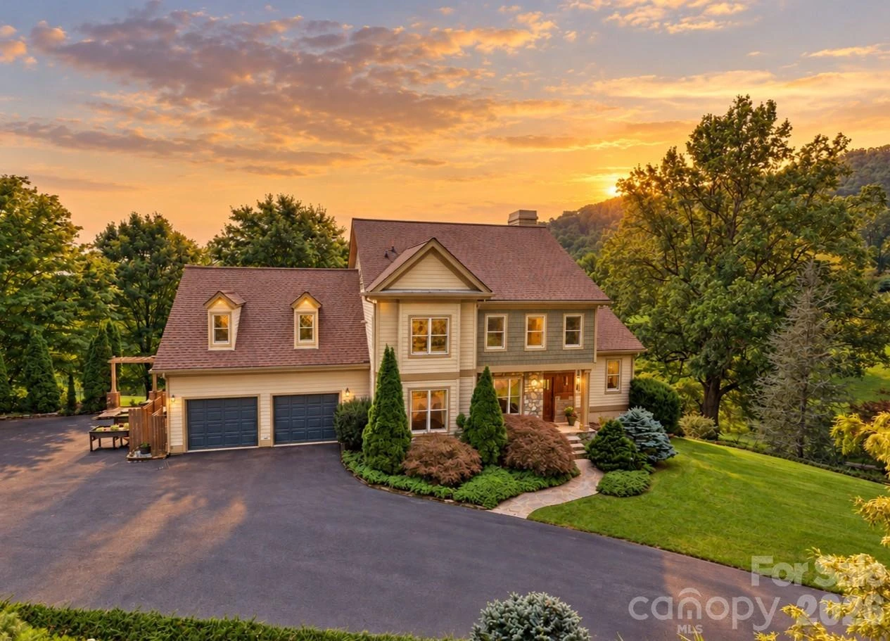 10 Blackberry Lane