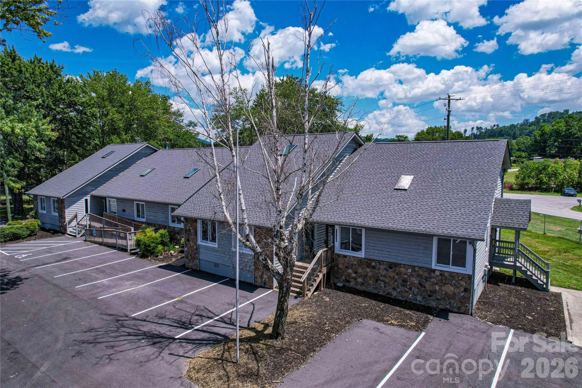 5030 Hendersonville Road - Photo 6