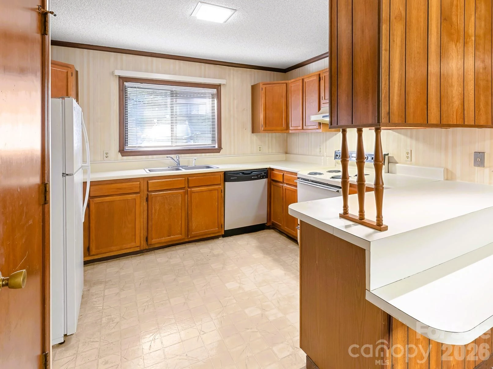 33 Lake Drive #G-1 - Photo 4