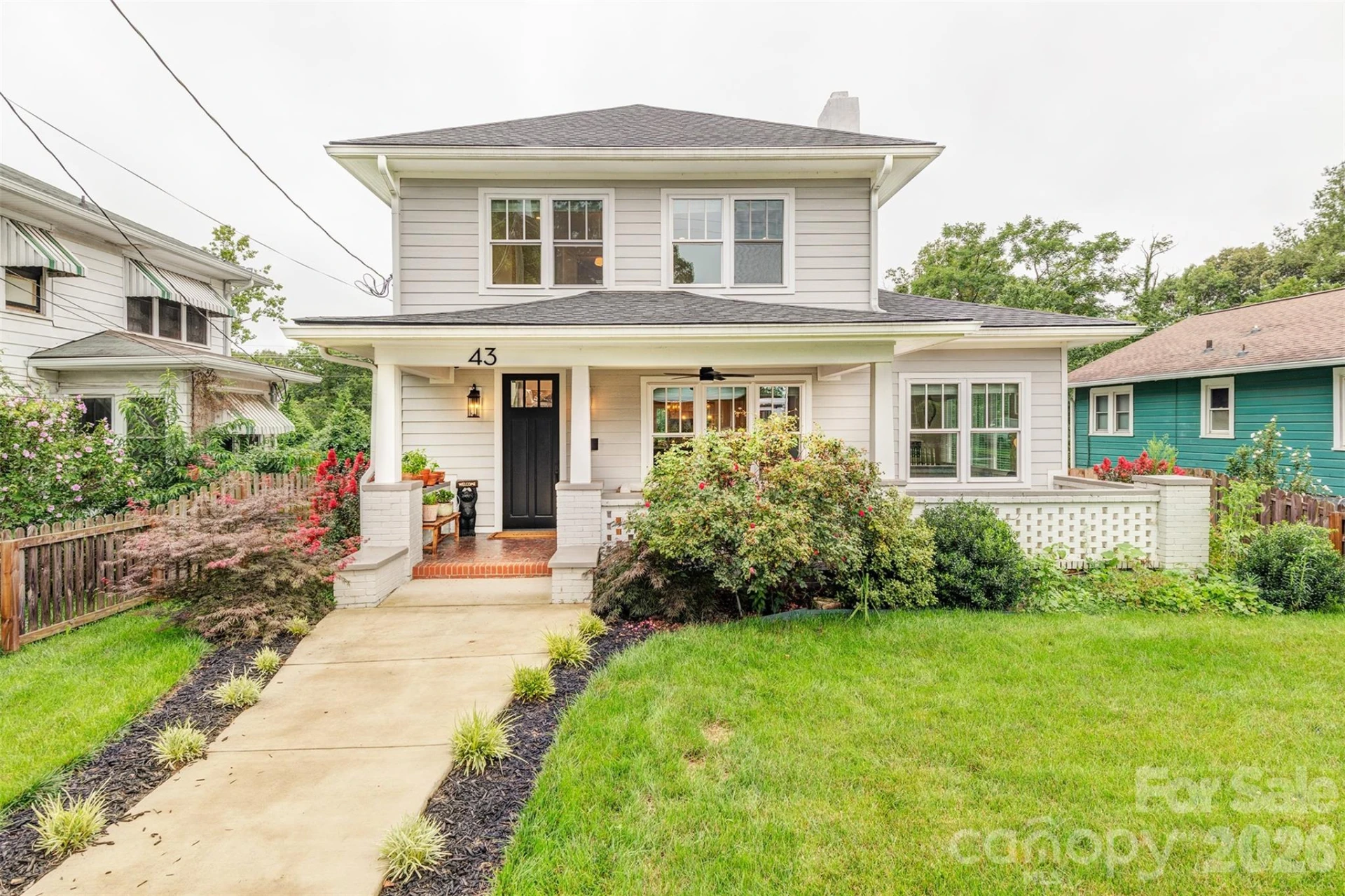 43 Walton Street - Photo 2