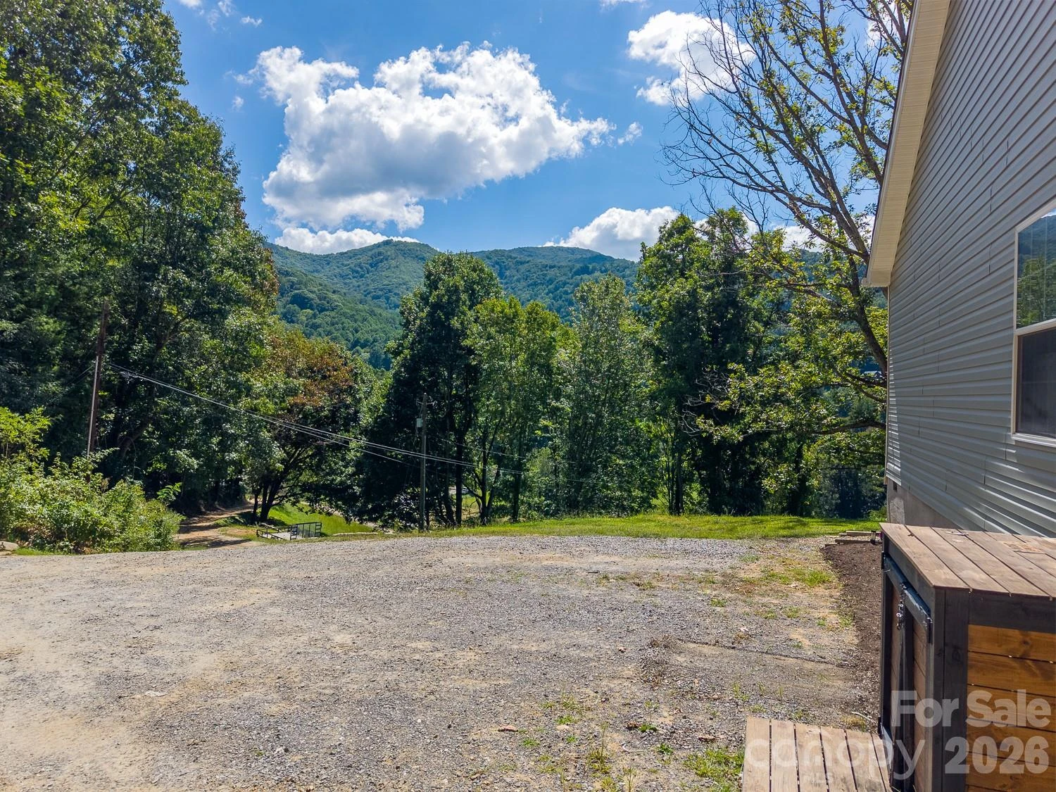 207 Little Horse Road - Photo 3