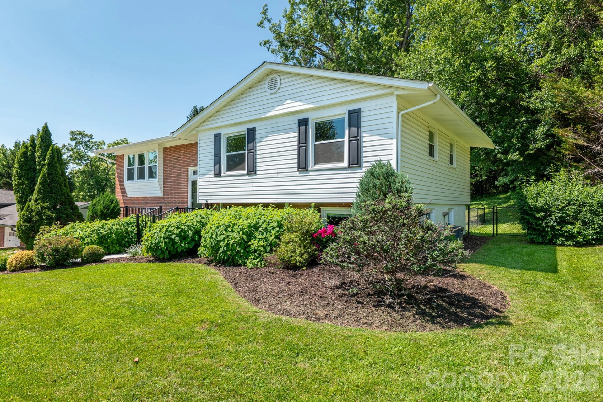 11 Summit Drive - Photo 6