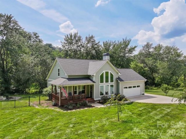 31 Baby Bear Cove, Clyde, NC, 28721