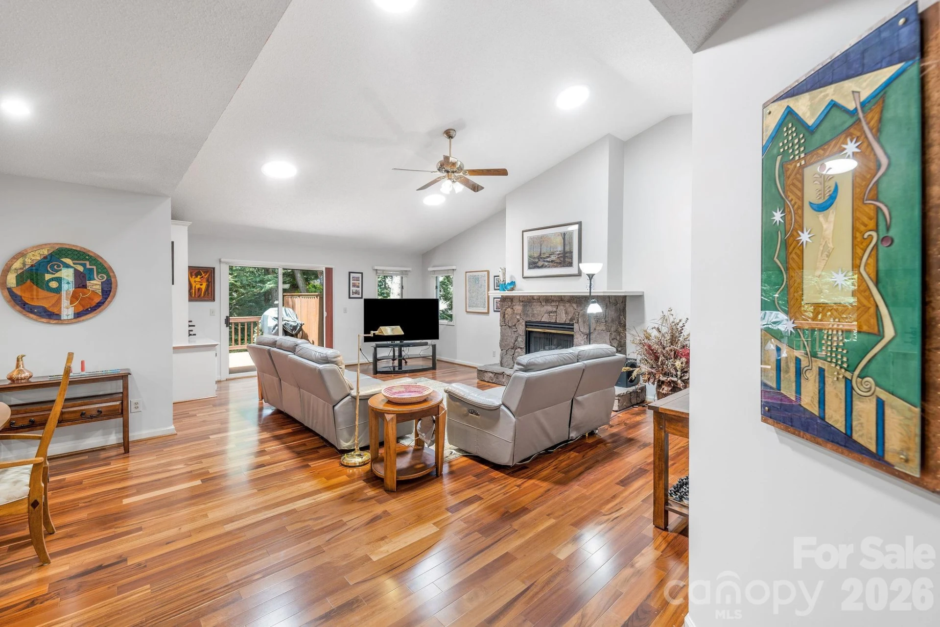 31 Hillcreek Drive - Photo 6
